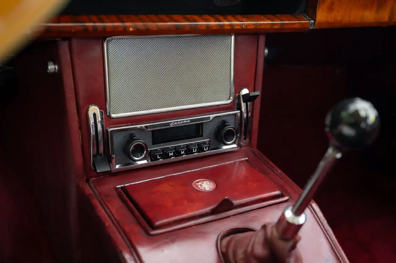 Jaguar MK II 3,8L 220PS | Schalter | Restauriert, foto 12