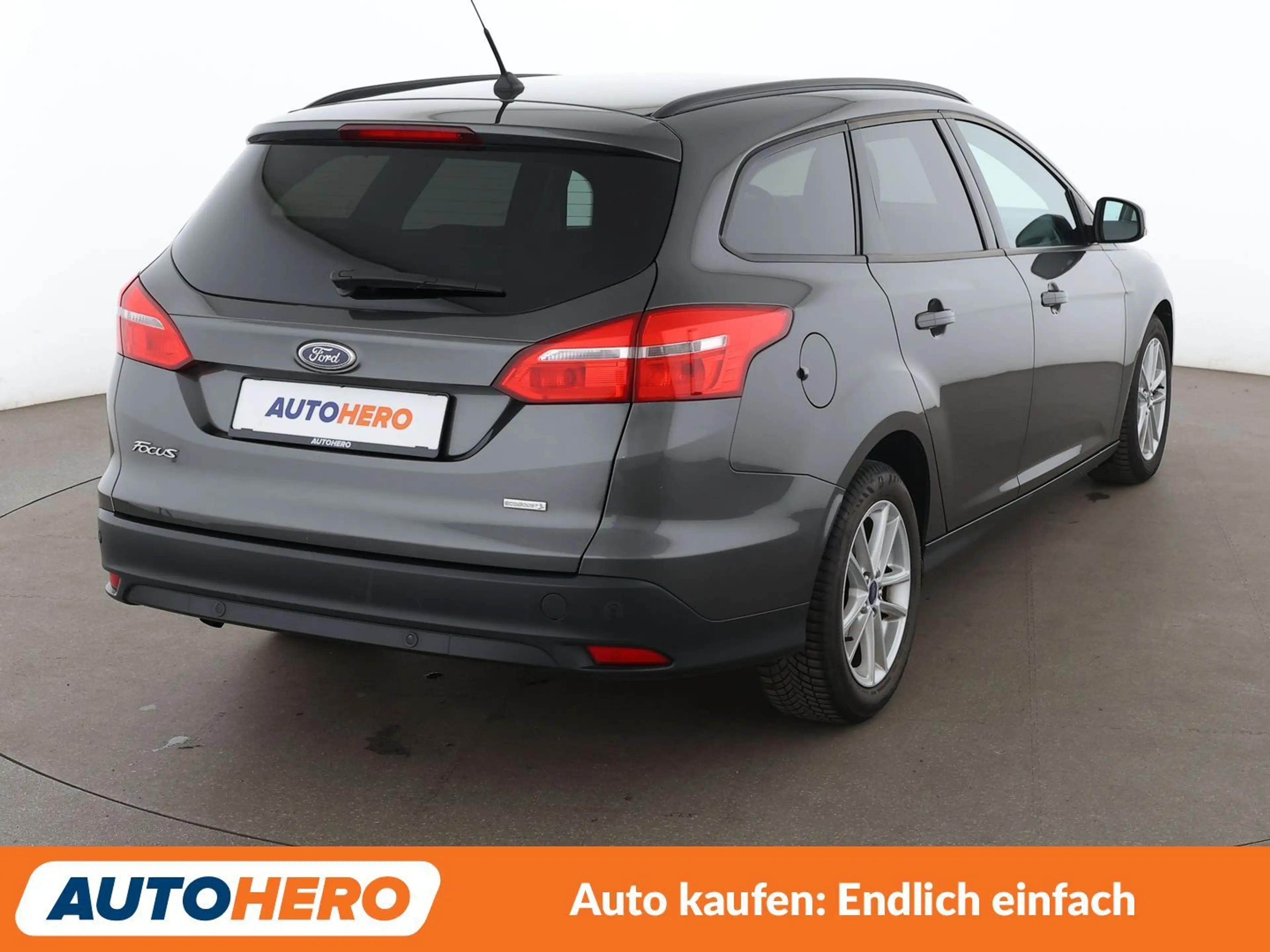 Ford Focus 1.0 EcoBoost Business*NAVI*TEMPO*PDC*SHZ*KLIMA* — photo 6