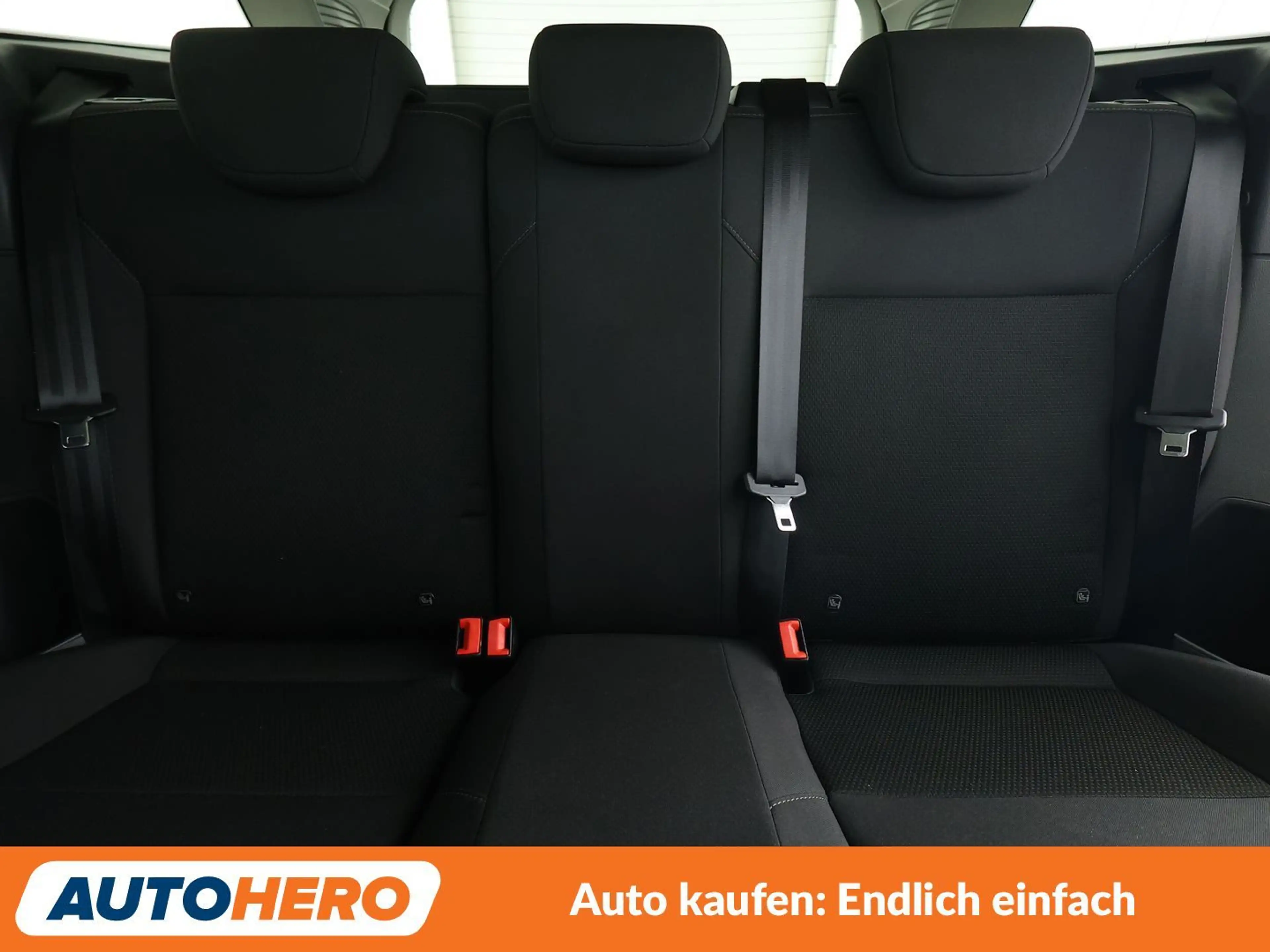 Ford Focus 1.0 EcoBoost Business*NAVI*TEMPO*PDC*SHZ*KLIMA* — photo 15