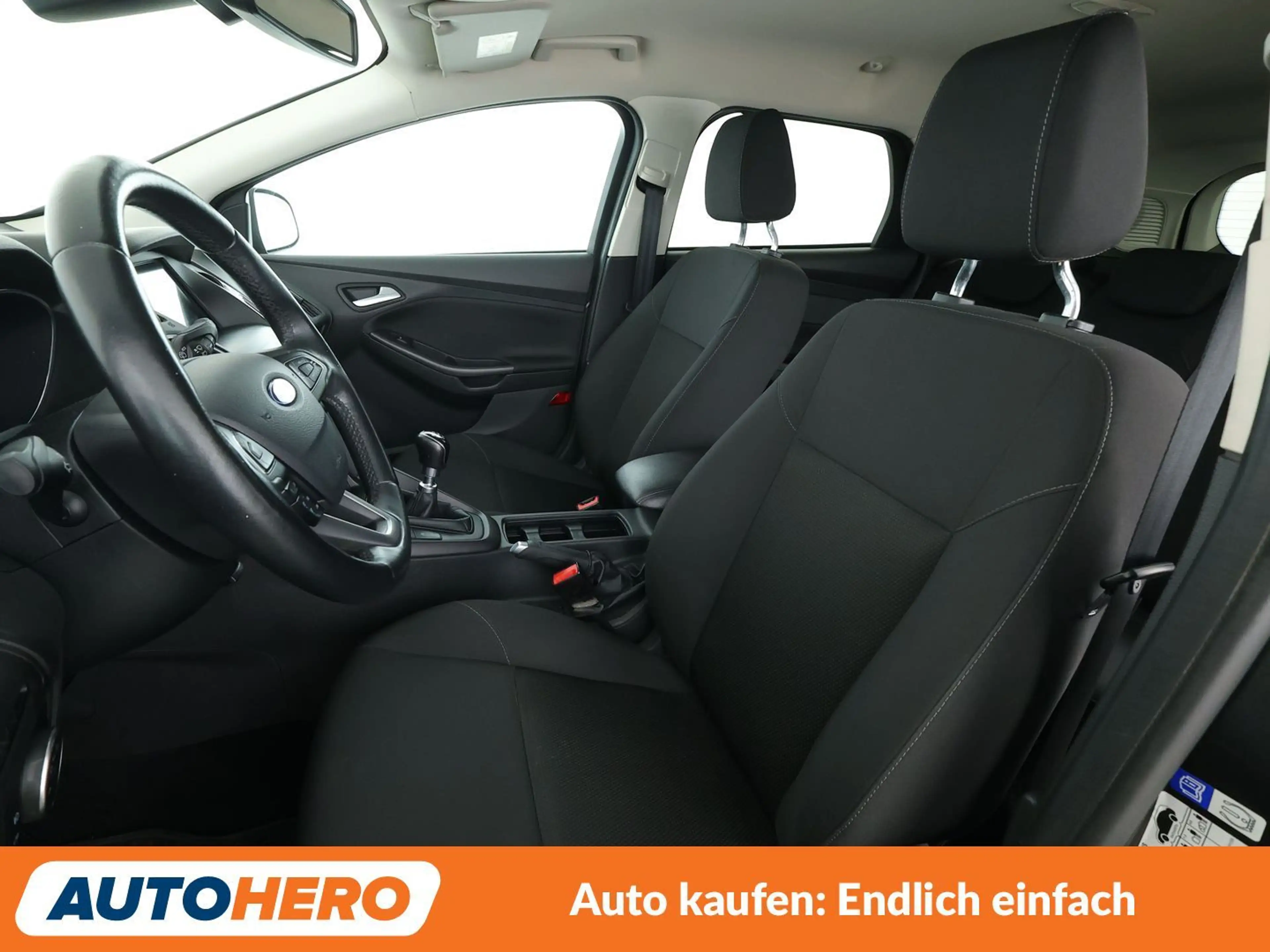 Ford Focus 1.0 EcoBoost Business*NAVI*TEMPO*PDC*SHZ*KLIMA* — photo 10