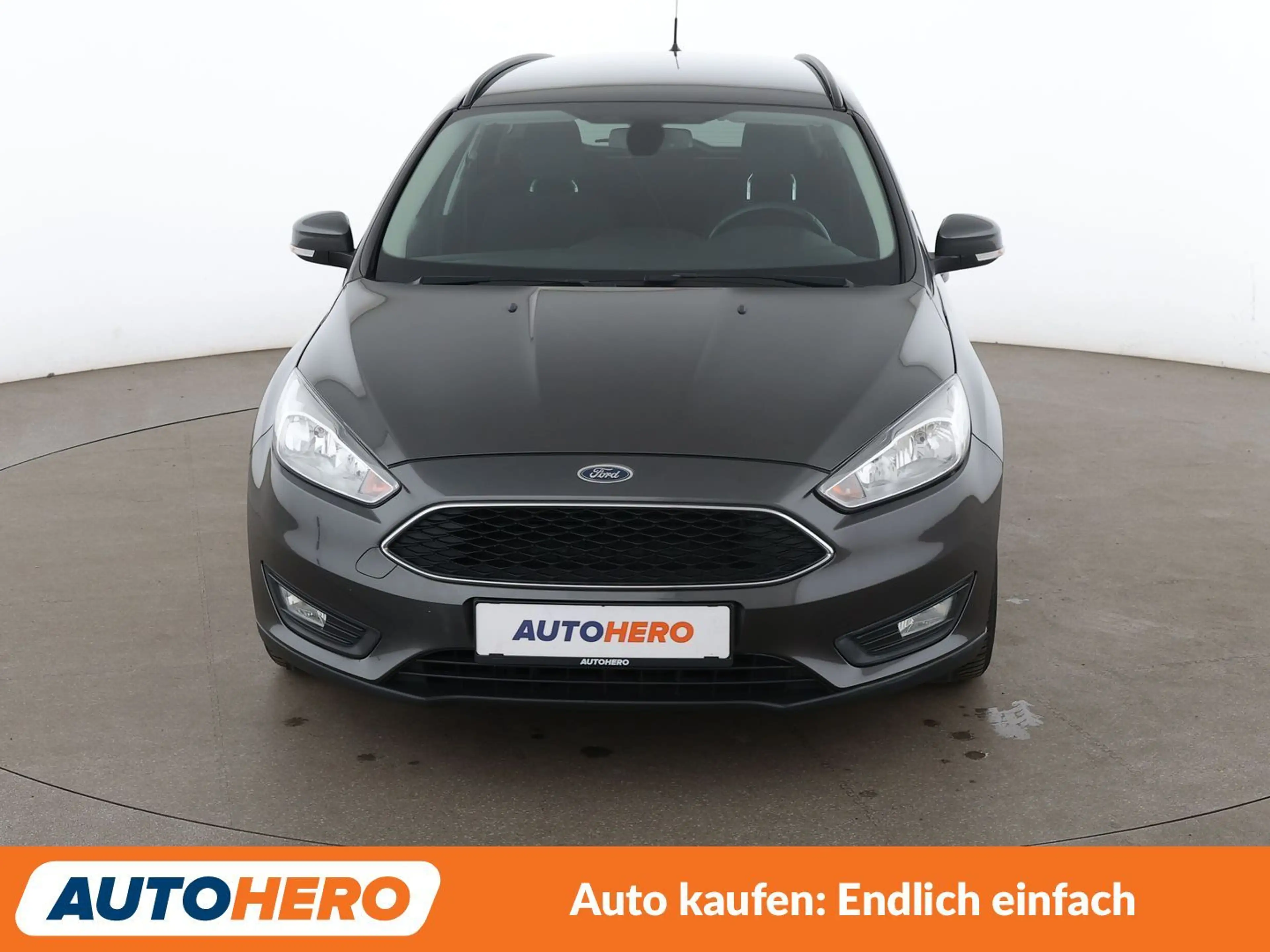 Ford Focus 1.0 EcoBoost Business*NAVI*TEMPO*PDC*SHZ*KLIMA* — photo 9