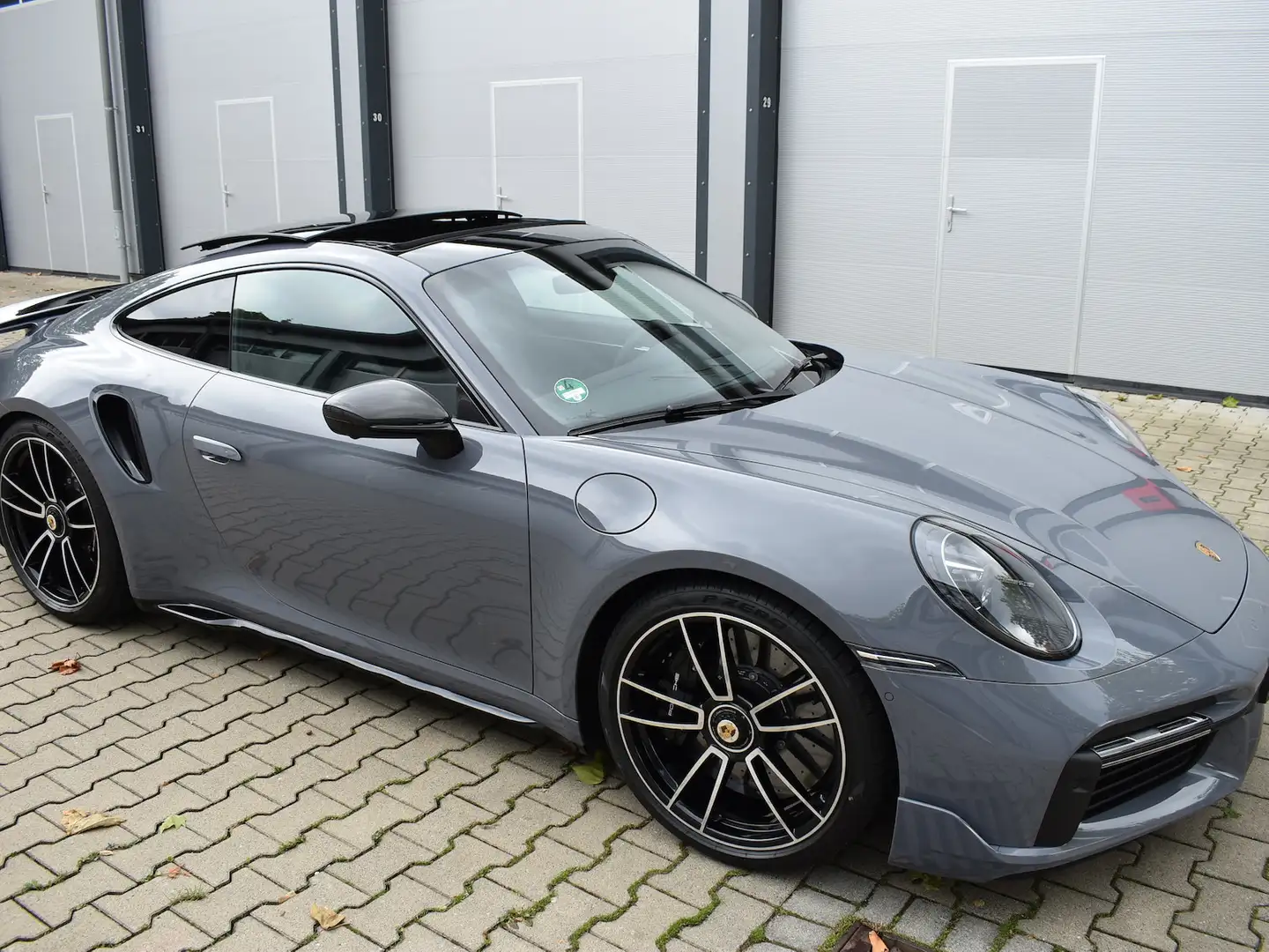 Porsche 911 Turbo S PANORAMA CARBON BURMESTER PARK ASISST Grau - 2