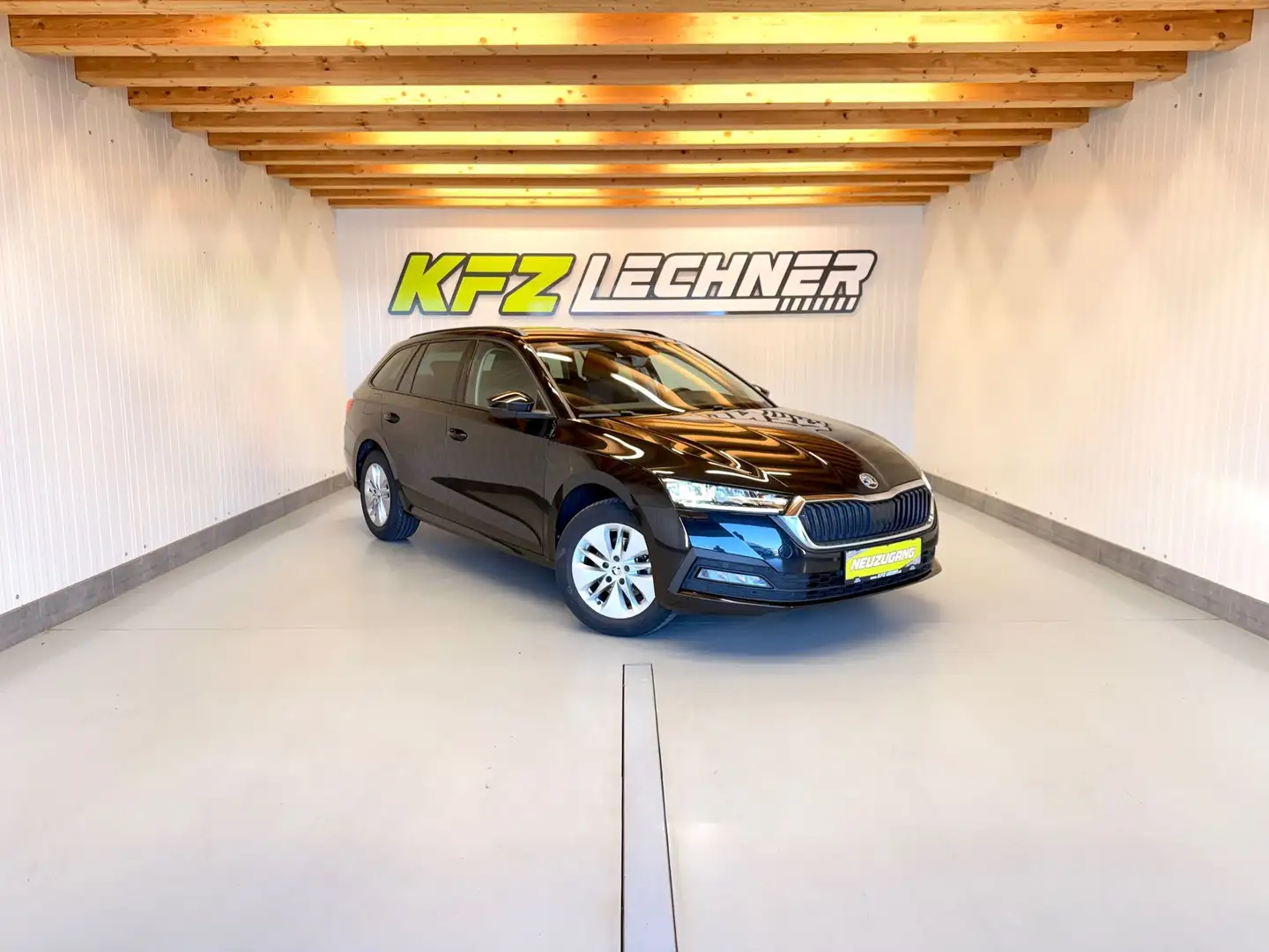Skoda Octavia Combi 2.0 TDI Ambition "SITZH*LED*NAVI" Schwarz - 1