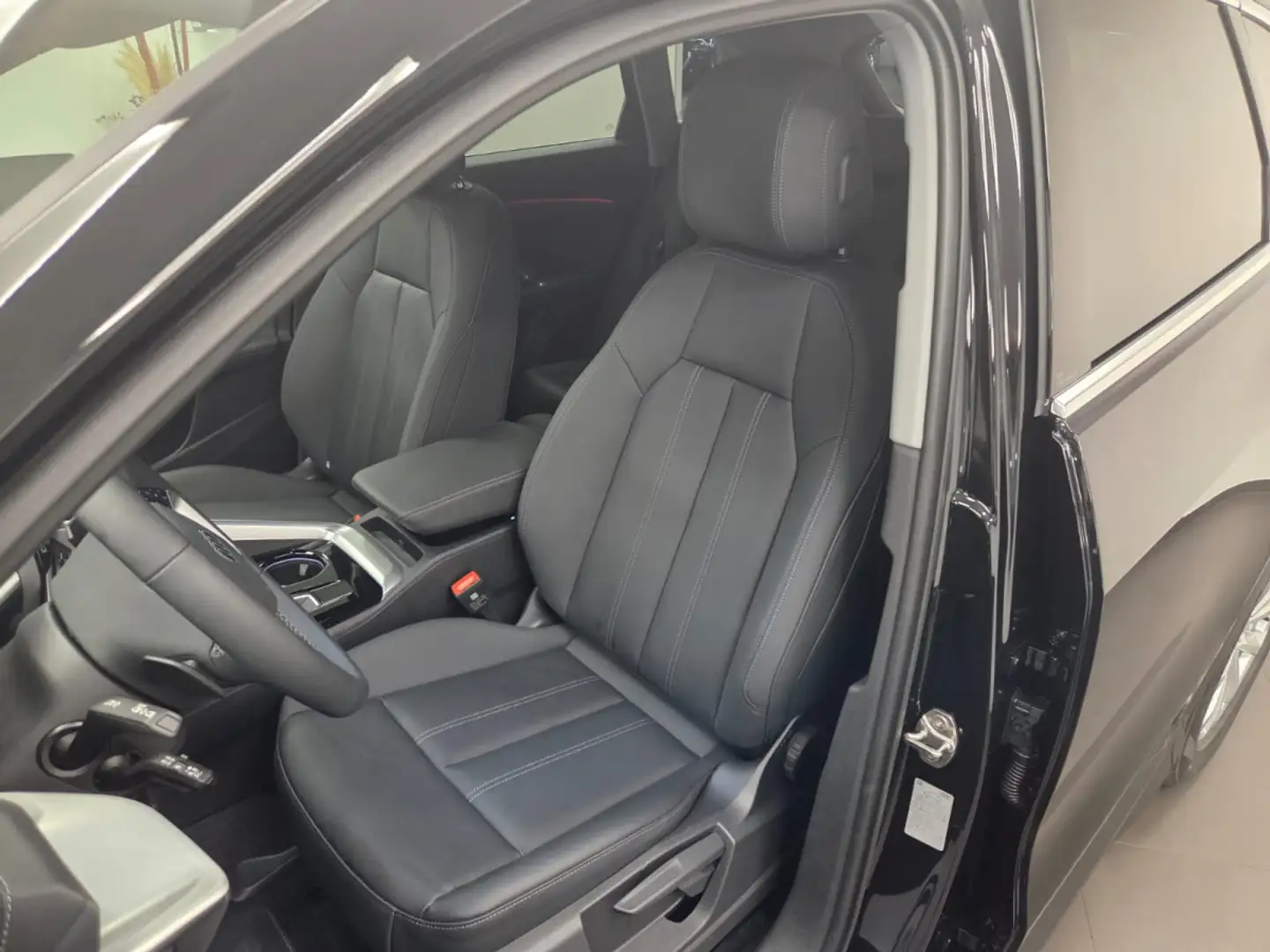 Audi Q5 SUV 204 / 150 kW TDI quattro S tronic Noir - 2