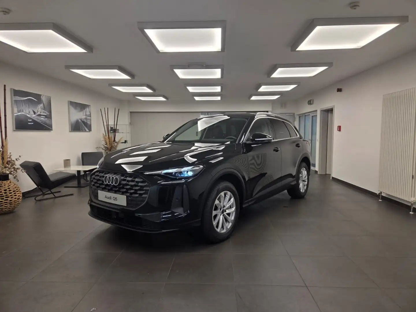 Audi Q5 SUV 204 / 150 kW TDI quattro S tronic Noir - 1