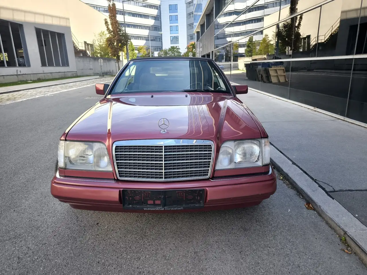 Mercedes-Benz Baureihe 124 E200 Cabrio, foto 7