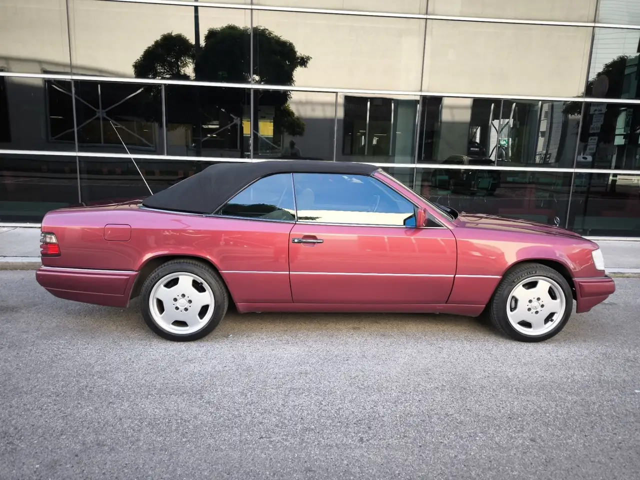 Mercedes-Benz Baureihe 124 E200 Cabrio, foto 8