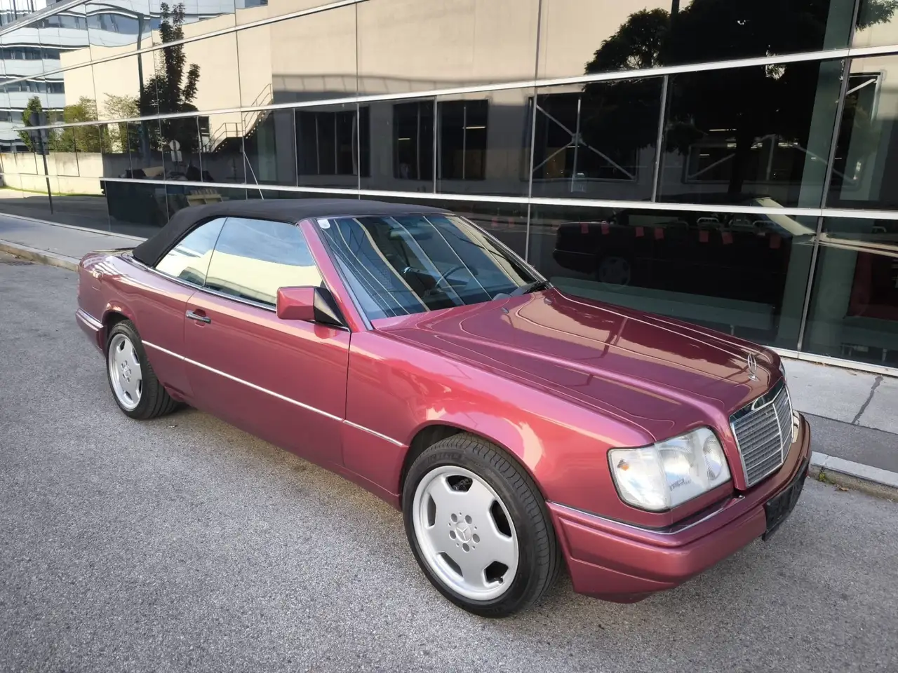 Mercedes-Benz Baureihe 124 E200 Cabrio, foto 9