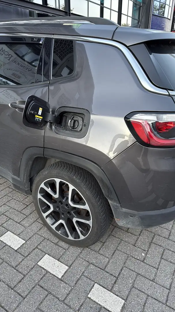 Jeep Compass 1.3 T-GDI 4xe PLUG-IN HYBRID Automatik S - 2