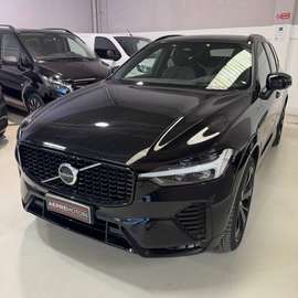 XC60 B4 AWD Automatica Ultimate Dark N1