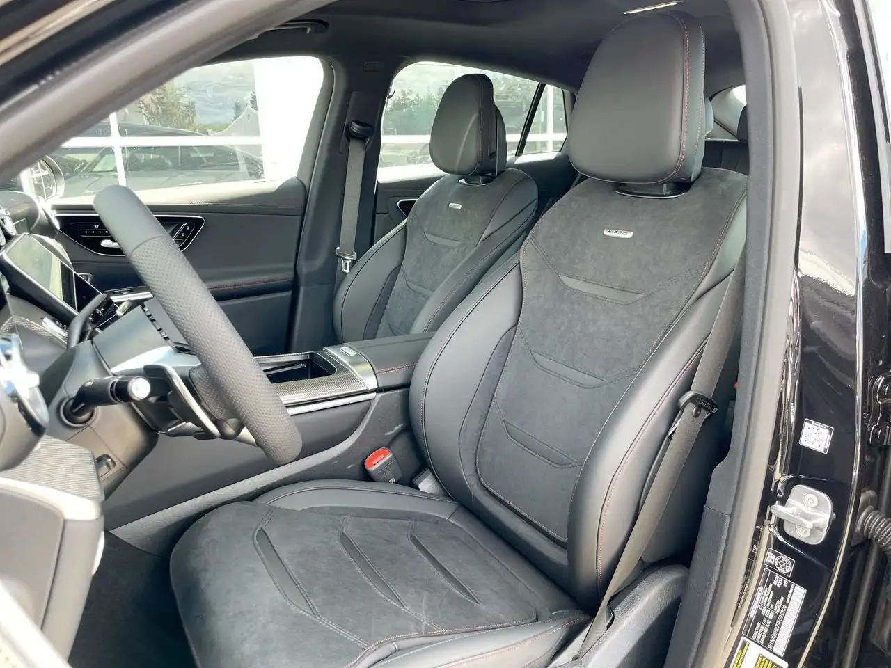 Mercedes-Benz GLC photo Mercedes-Benz GLC