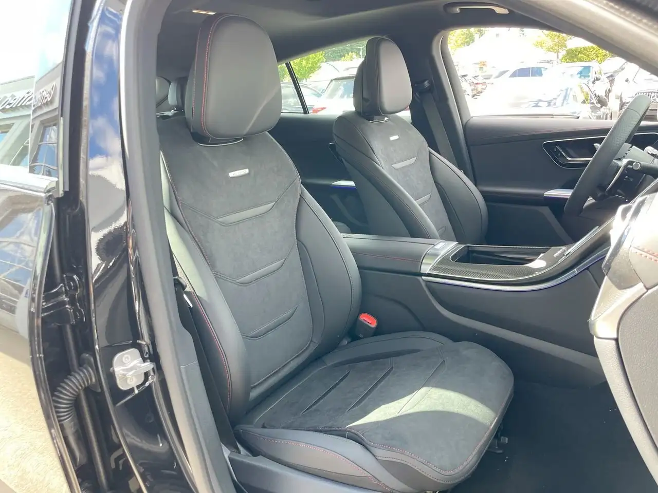 Mercedes-Benz GLC photo Mercedes-Benz GLC