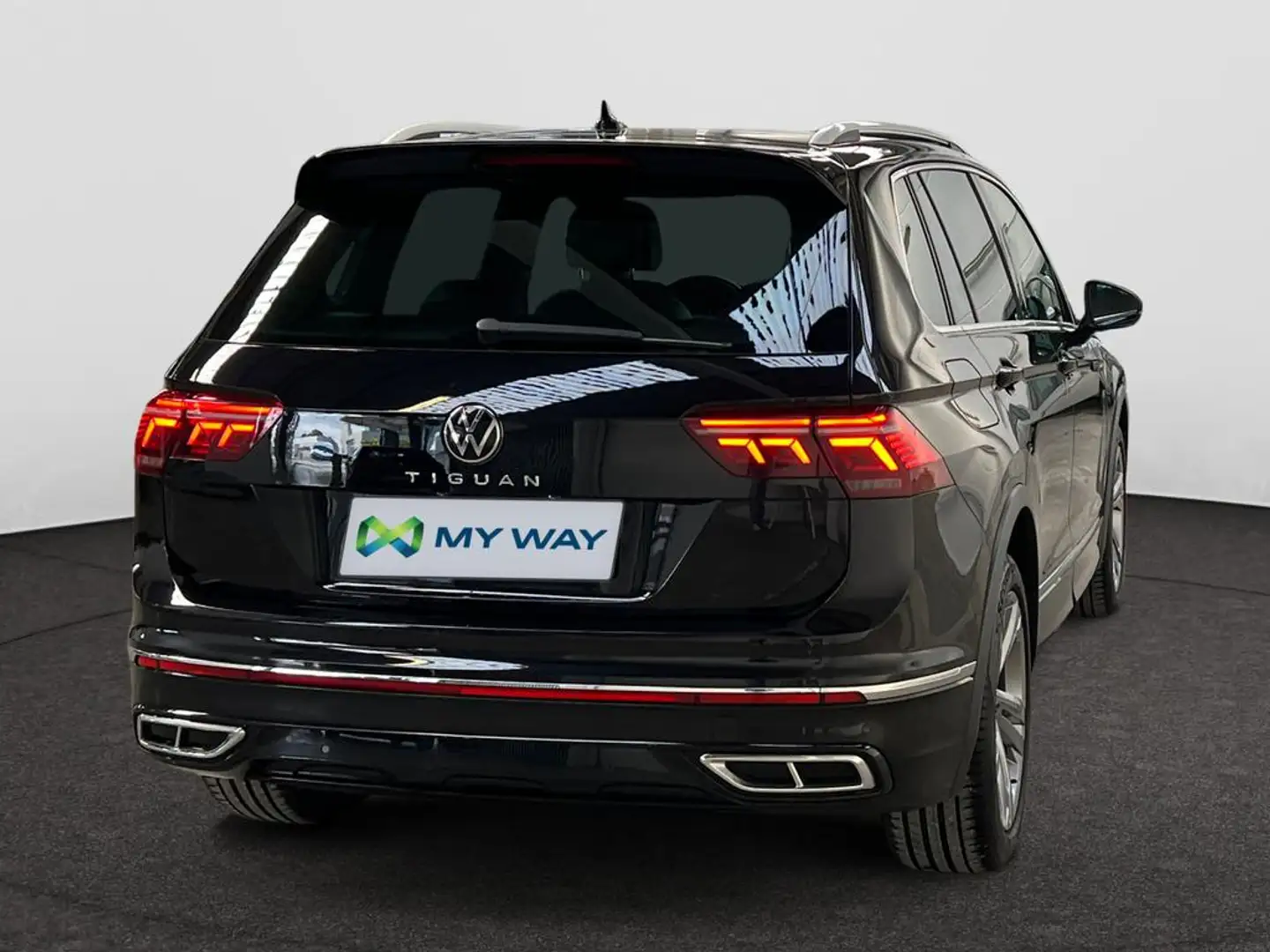Volkswagen Tiguan Tiguan R-Line Business Premium 1.5 TSI 110 kW (150 ch) 7 vitesses DSG Noir - 2