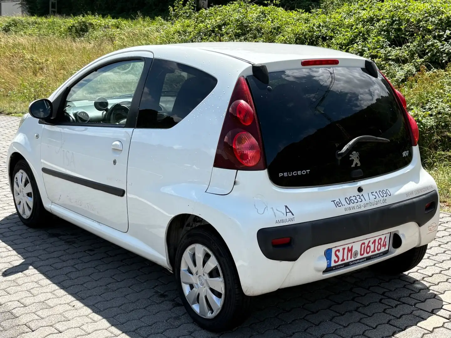 Peugeot 107 Active Weiß - 2
