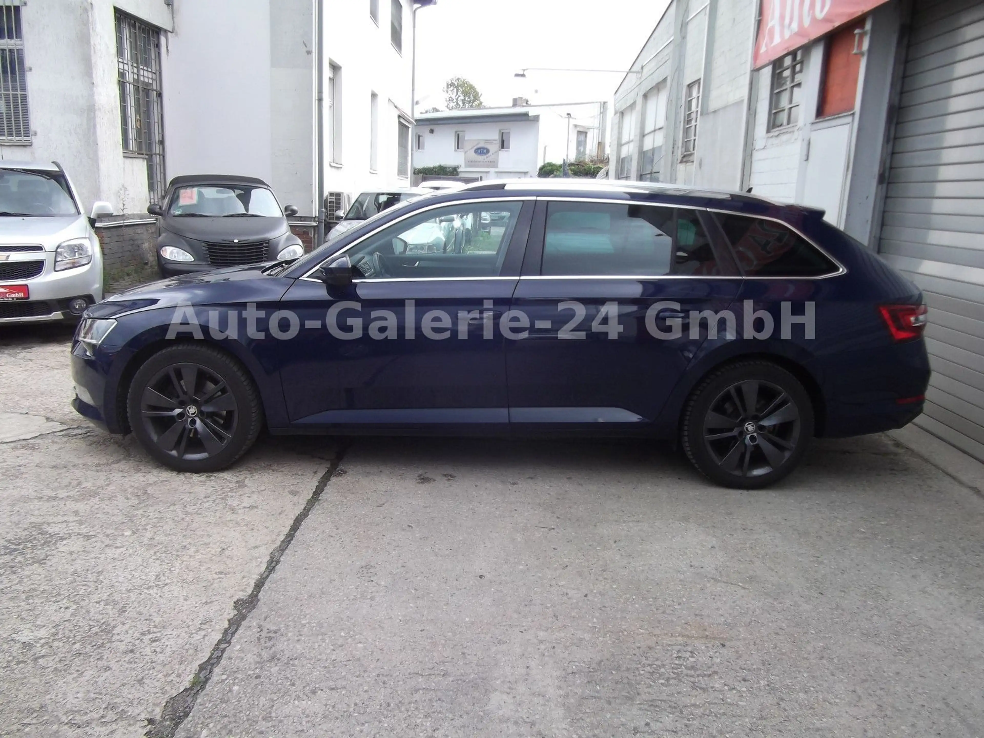Skoda Superb 1,8 Combi Automatik, Navi, — photo 8