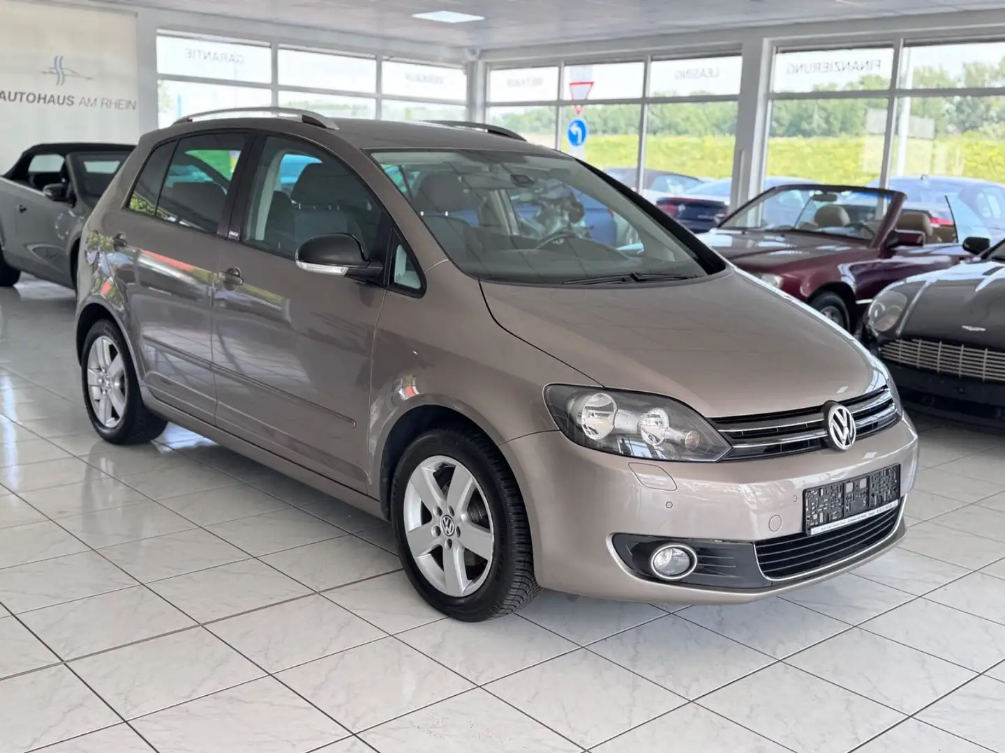 Volkswagen Golf Plus VI Style+Sitzh+Tempomat+PDC+AHK Marrone - 1