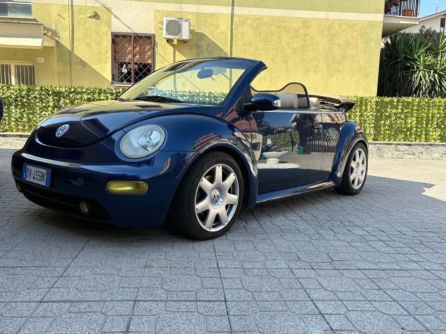 Volkswagen Beetle 1.8 TURBO CABRIO Mavi - 1