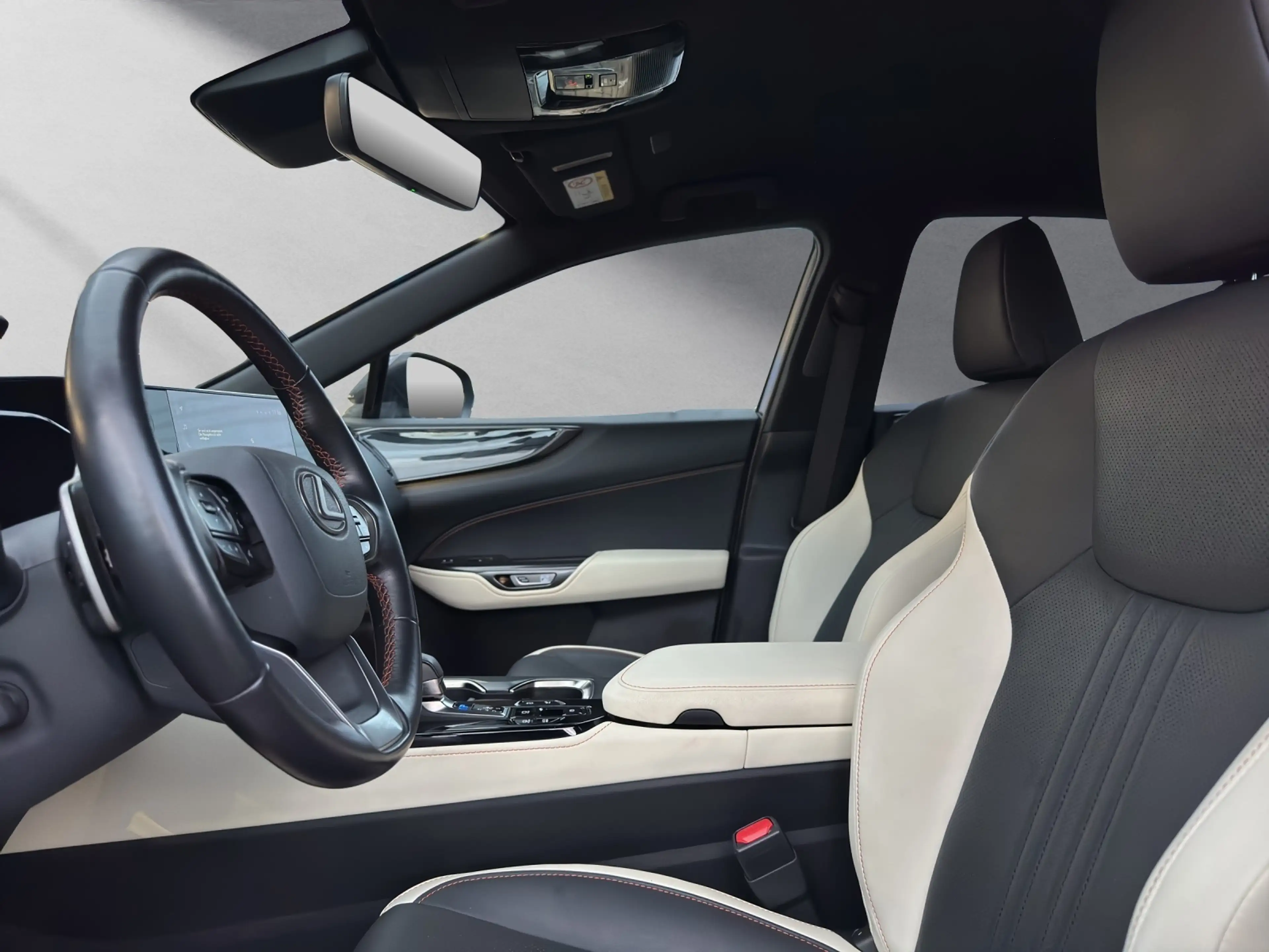 Lexus NX 450h+ +*E-Four*SHZ*CARPLAY*NAVI* 15J-GARANTIE* — photo 9