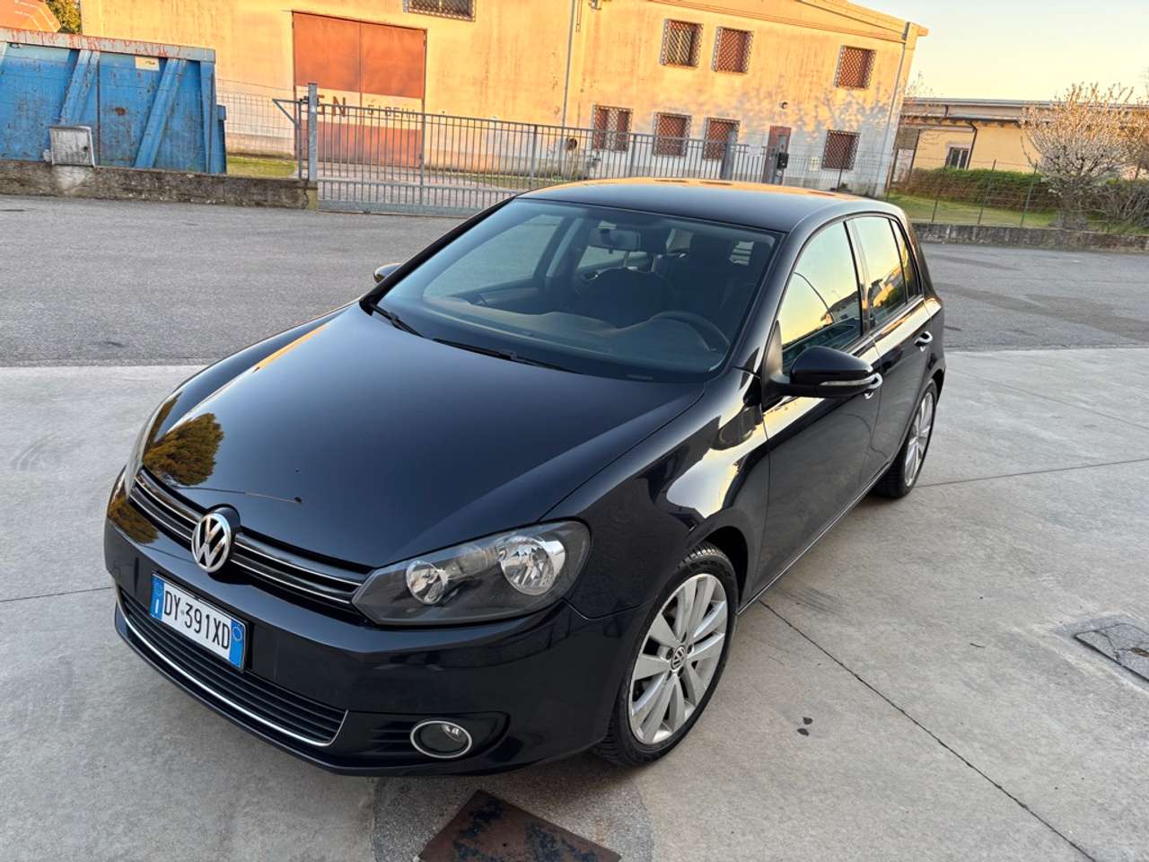 Volkswagen Golf Golf VI 5p 1.6 tdi Highline 105 cv