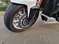 Triumph Speed Triple 1050 White - thumbnail 10