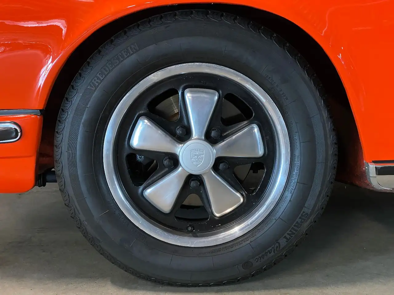 Porsche 911 T 2.4 Coupe | legendäre Ölklappe |, foto 9