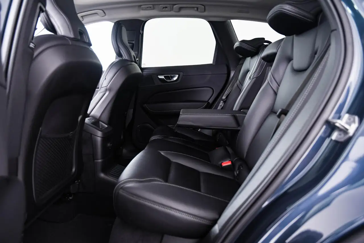 Volvo XC60 2.0 T6 Plug-in hybrid AWD Inscription Trekhaak P, миниатюра 20