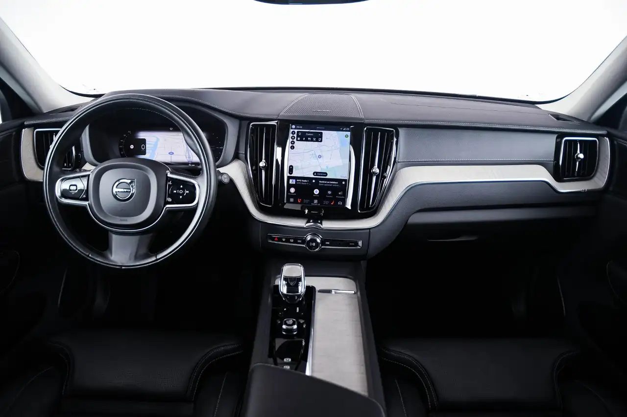 Volvo XC60 2.0 T6 Plug-in hybrid AWD Inscription Trekhaak P, миниатюра 3