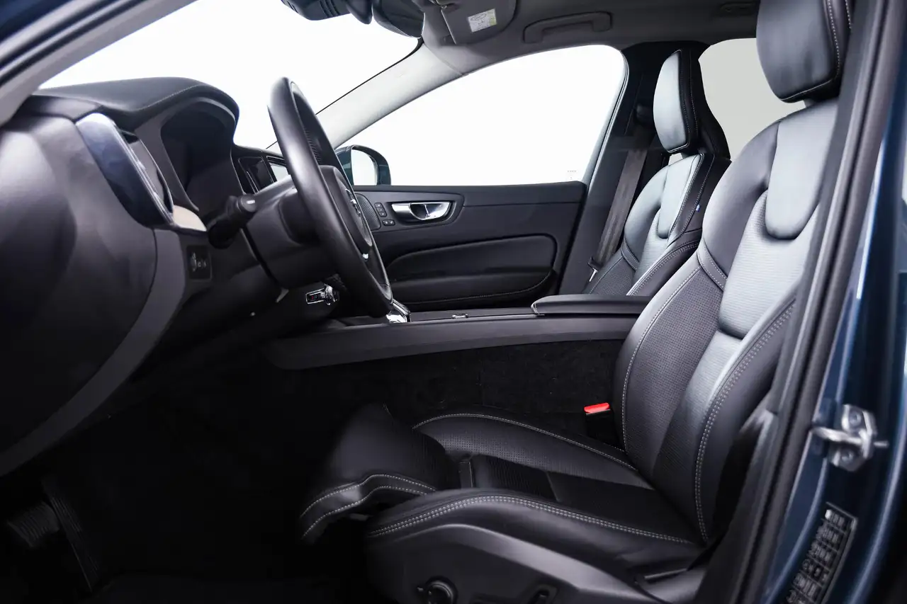 Volvo XC60 2.0 T6 Plug-in hybrid AWD Inscription Trekhaak P, миниатюра 4