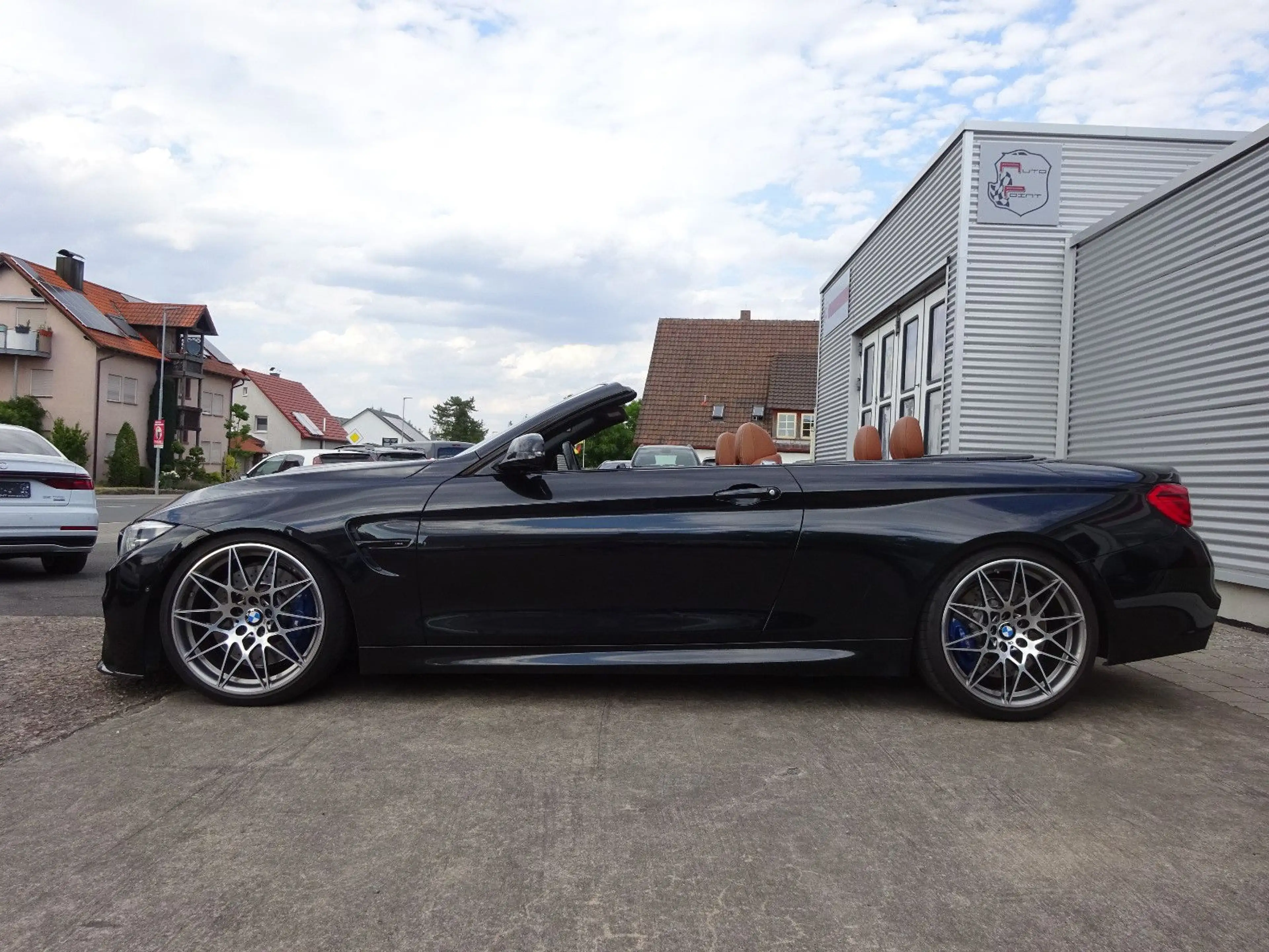 BMW M4 CABRIO COMPETITION LCI (NO OPF) INDIVIDUAL — photo 9