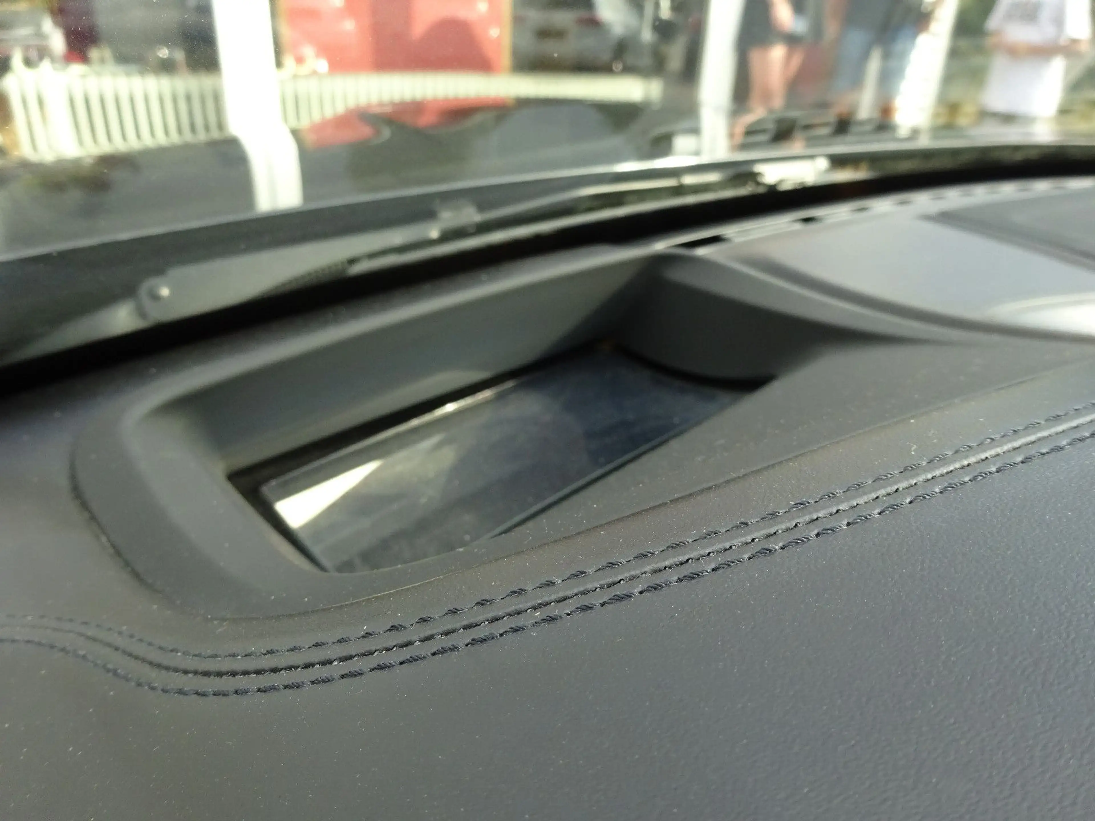 BMW M4 CABRIO COMPETITION LCI (NO OPF) INDIVIDUAL — photo 18