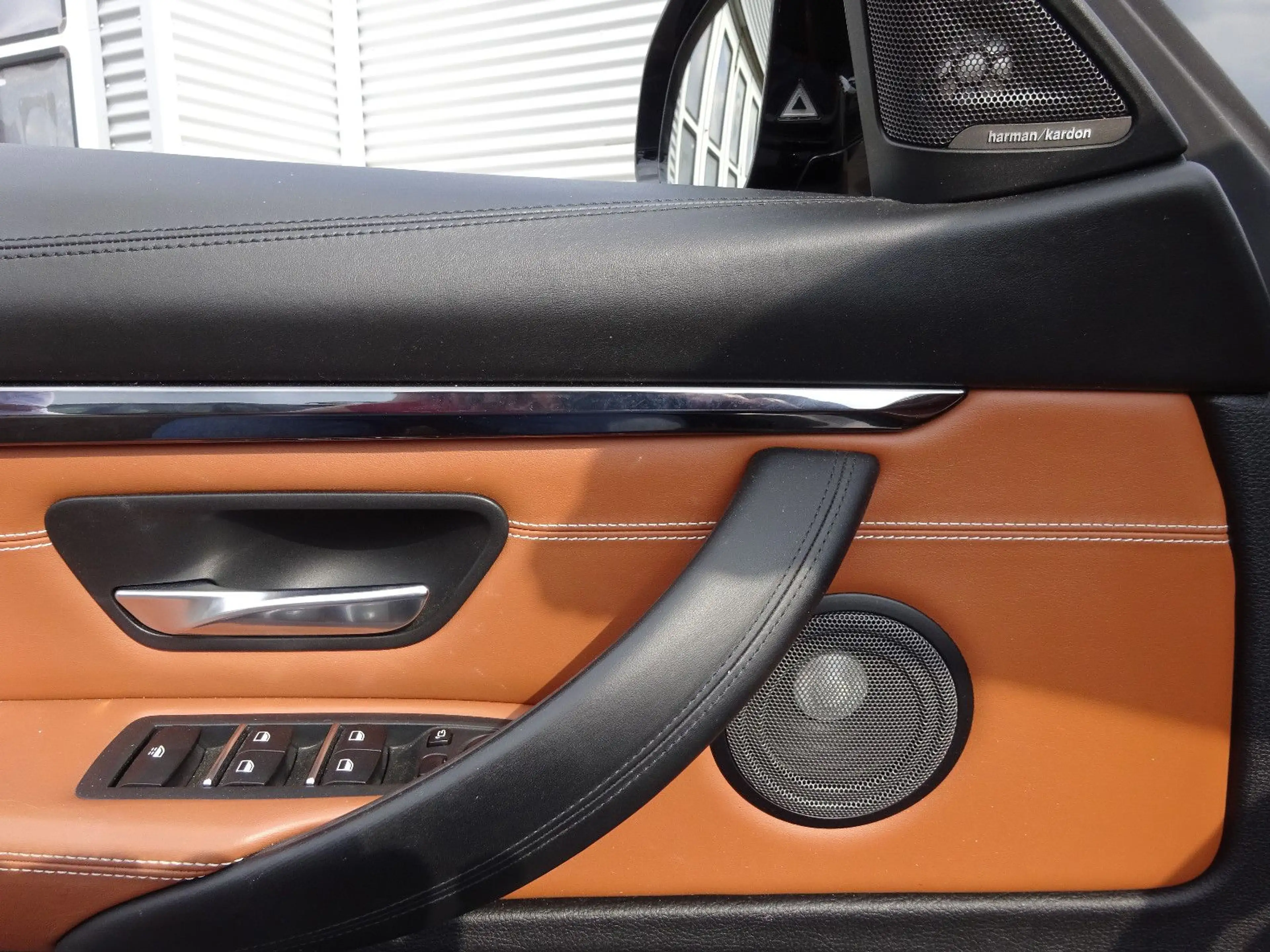 BMW M4 CABRIO COMPETITION LCI (NO OPF) INDIVIDUAL — photo 21