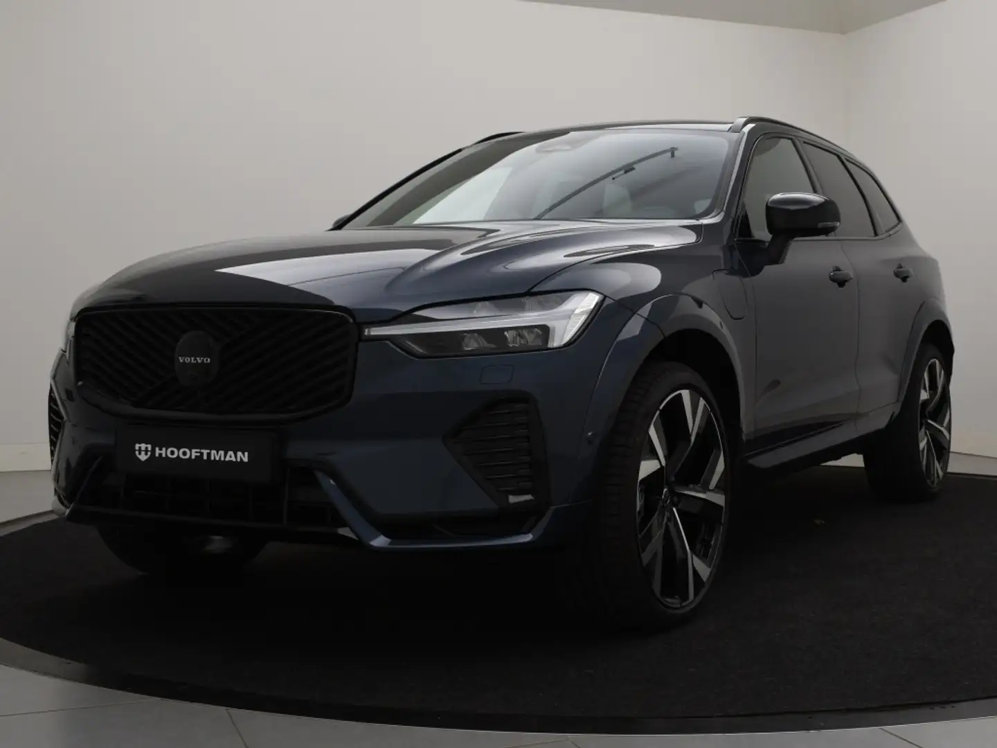 Volvo XC60 T6 PLUG-IN HYBRID ULTRA BLACK EDITION *NIEUW OP VO Bleu - 2