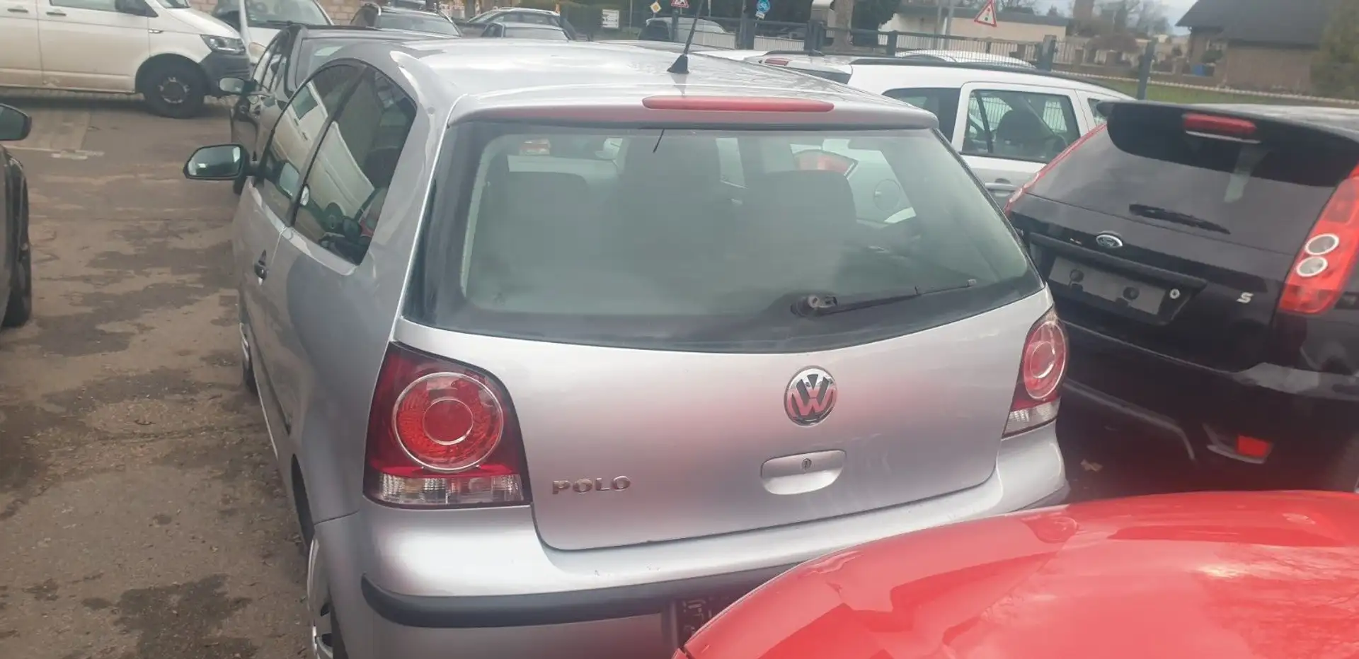 Volkswagen Polo Argent - 2