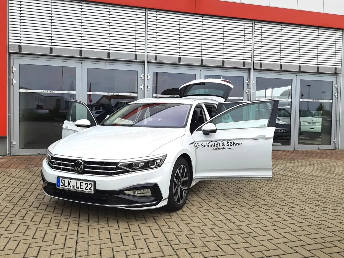 Volkswagen Passat Variant Elegance 2,0 TDI DSG R-LINE, TOTW Klima Navi Weiß - 2