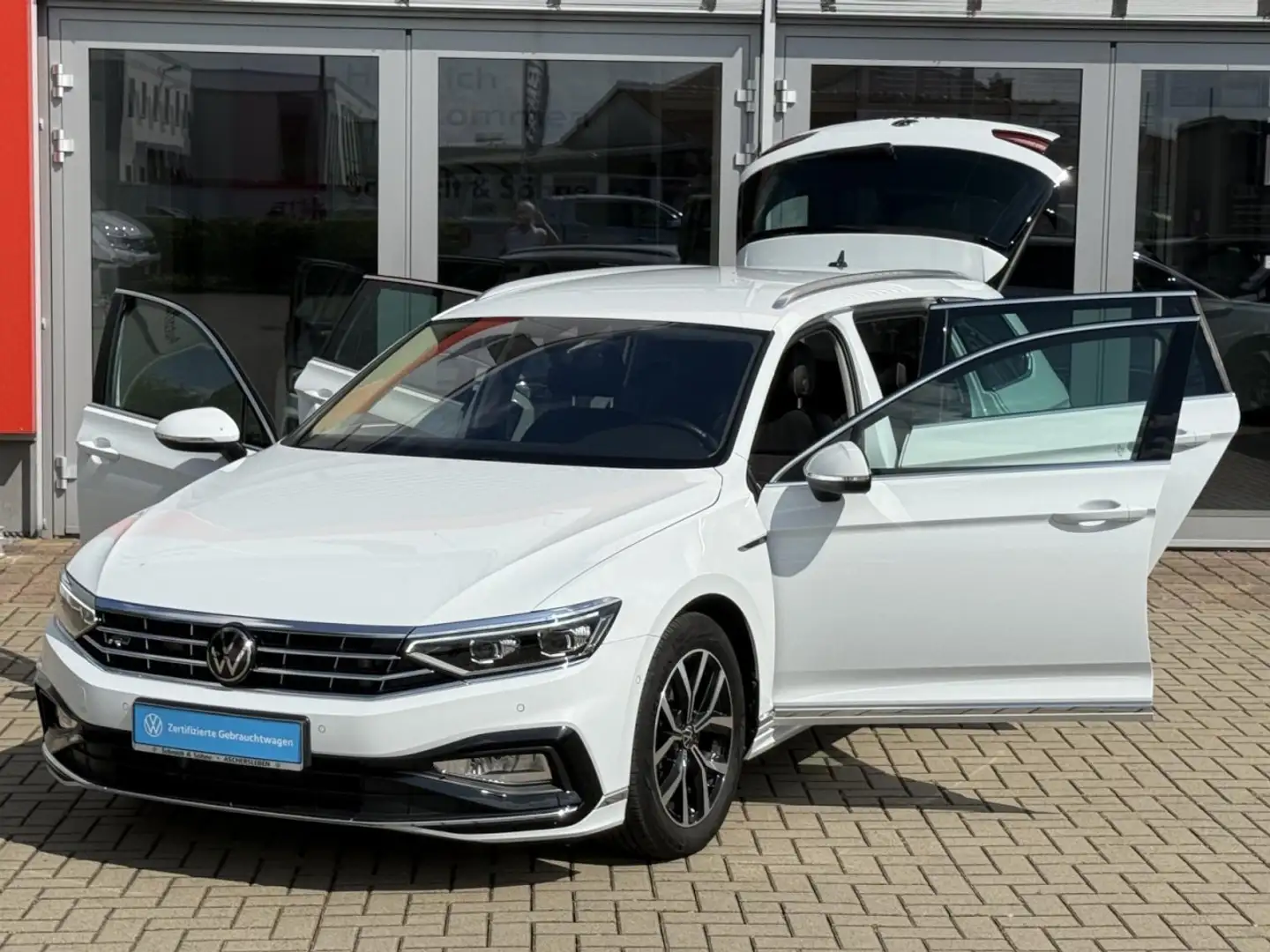 Volkswagen Passat Variant Elegance 2,0 TDI DSG R-LINE, TOTW Klima Navi Weiß - 2