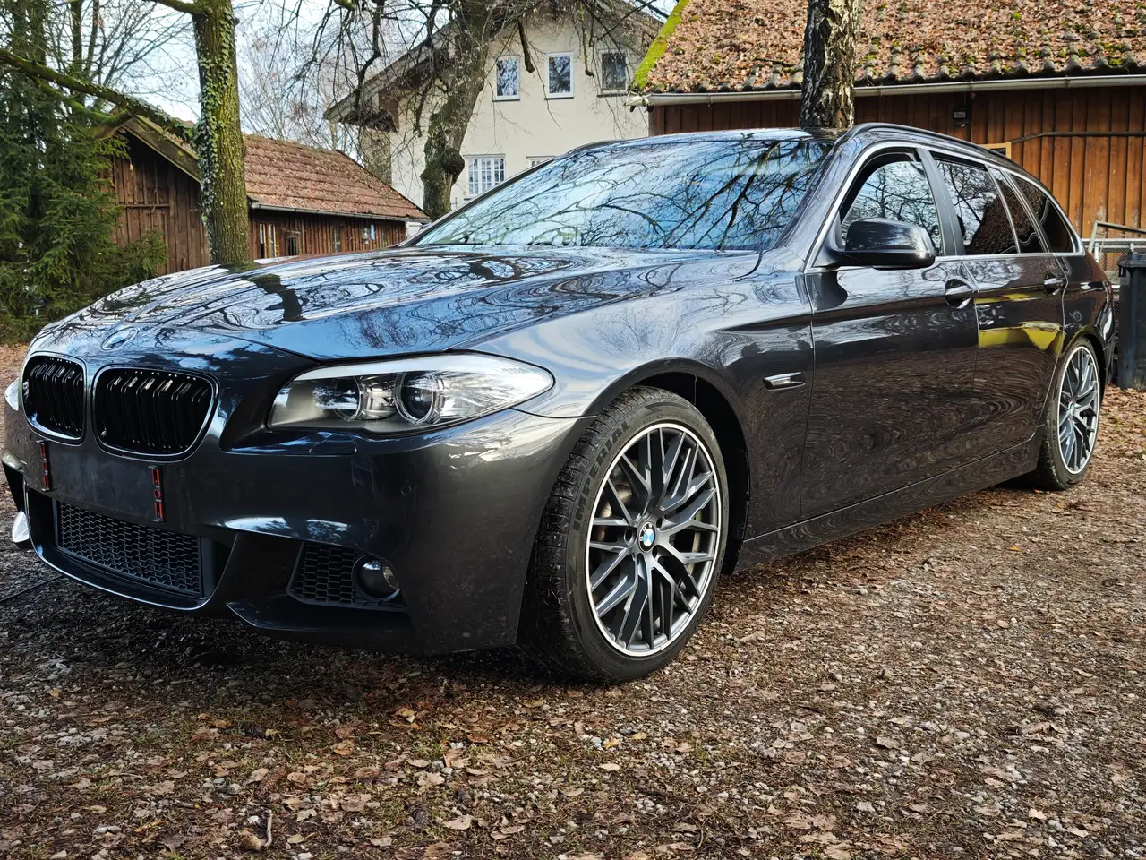 BMW 528