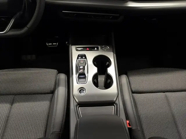 Audi Q4 E-Tron view 13