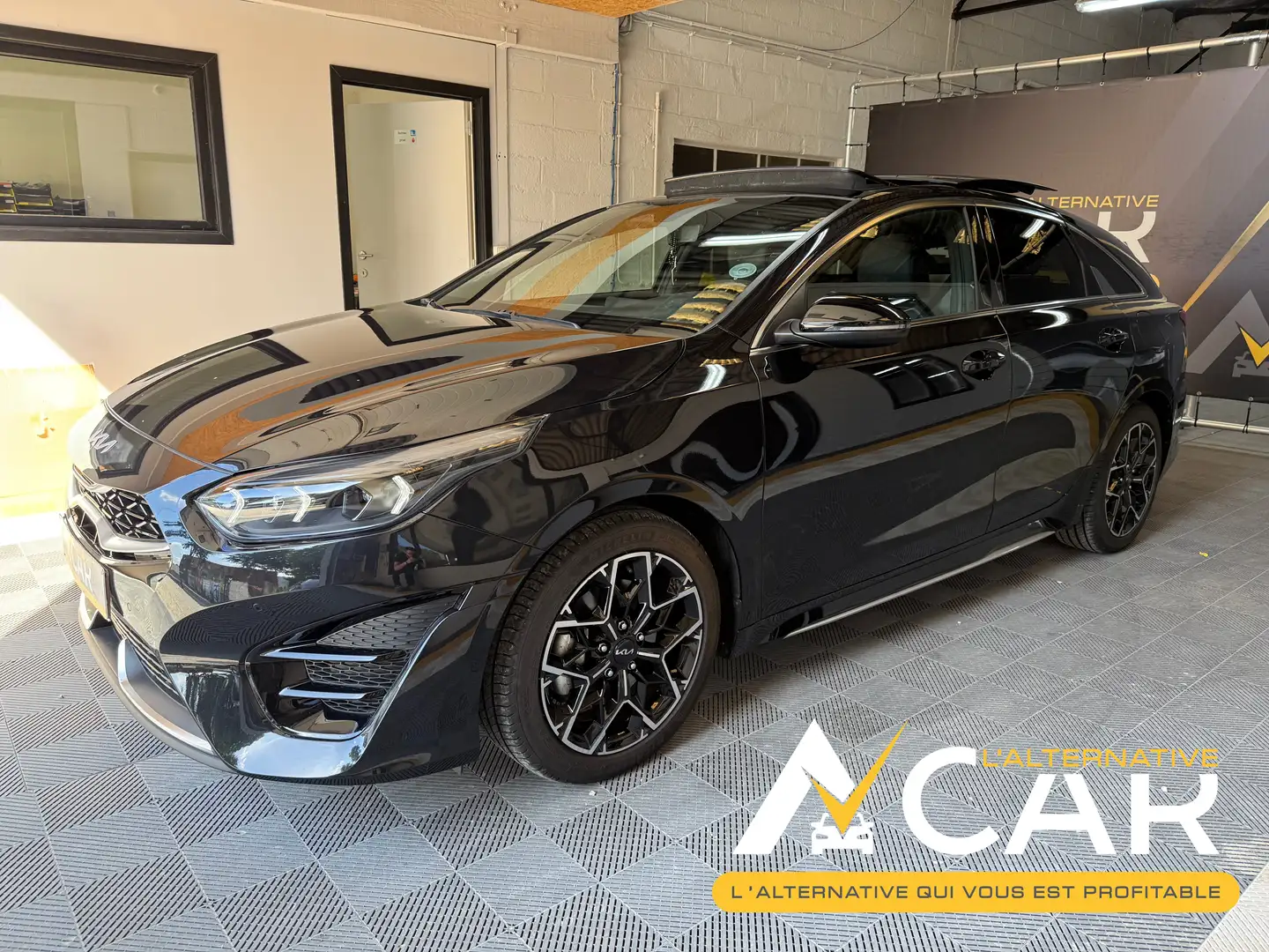 Kia ProCeed / pro_cee'd ProCeed 1.5 T-GDi GT-Line ISG - GARANTIE KIA 2032 Noir - 1