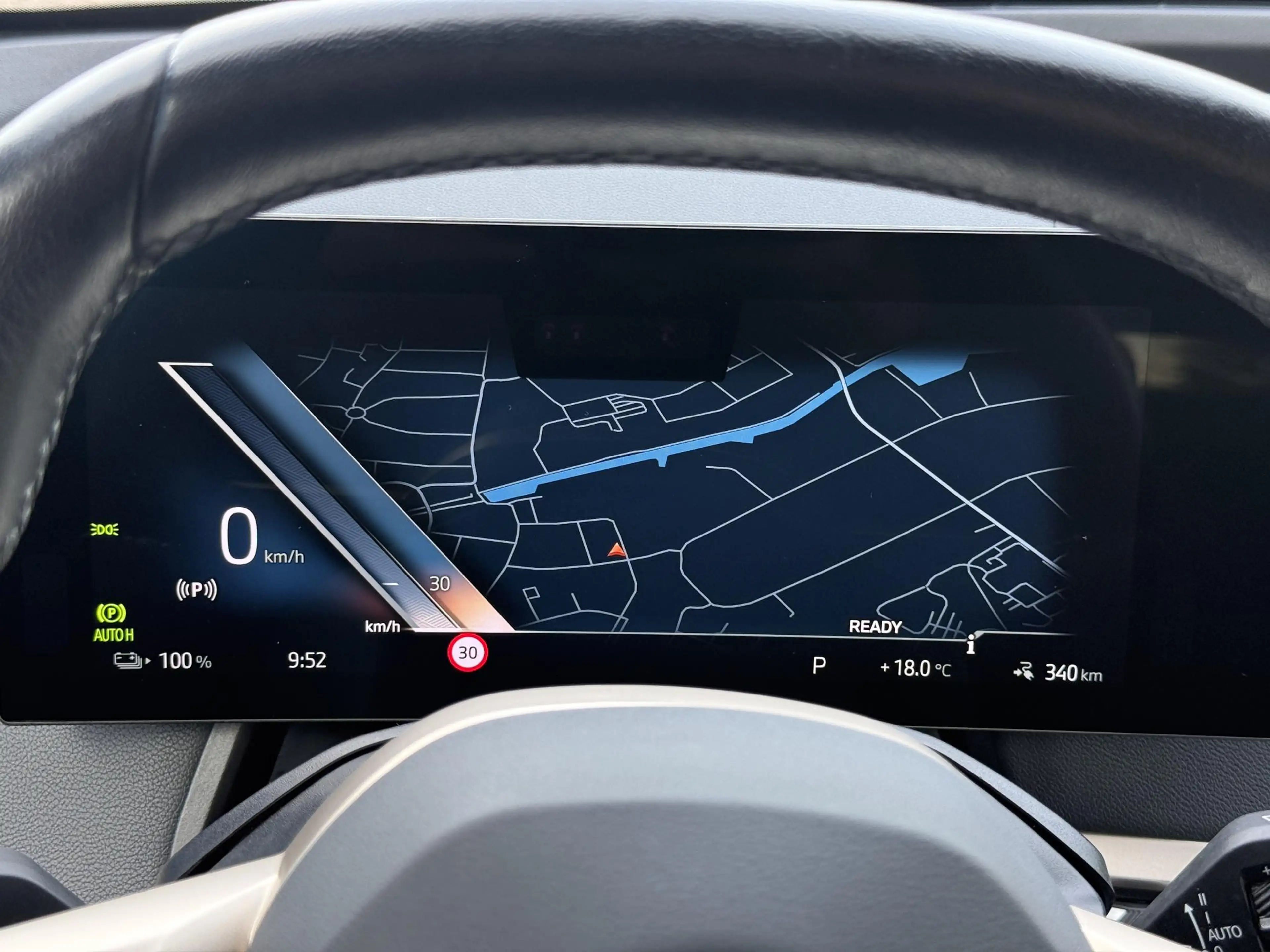 BMW iX xDrive40 Sportpakket 77kWh | SOH 98% | Sky Lounge — photo 4