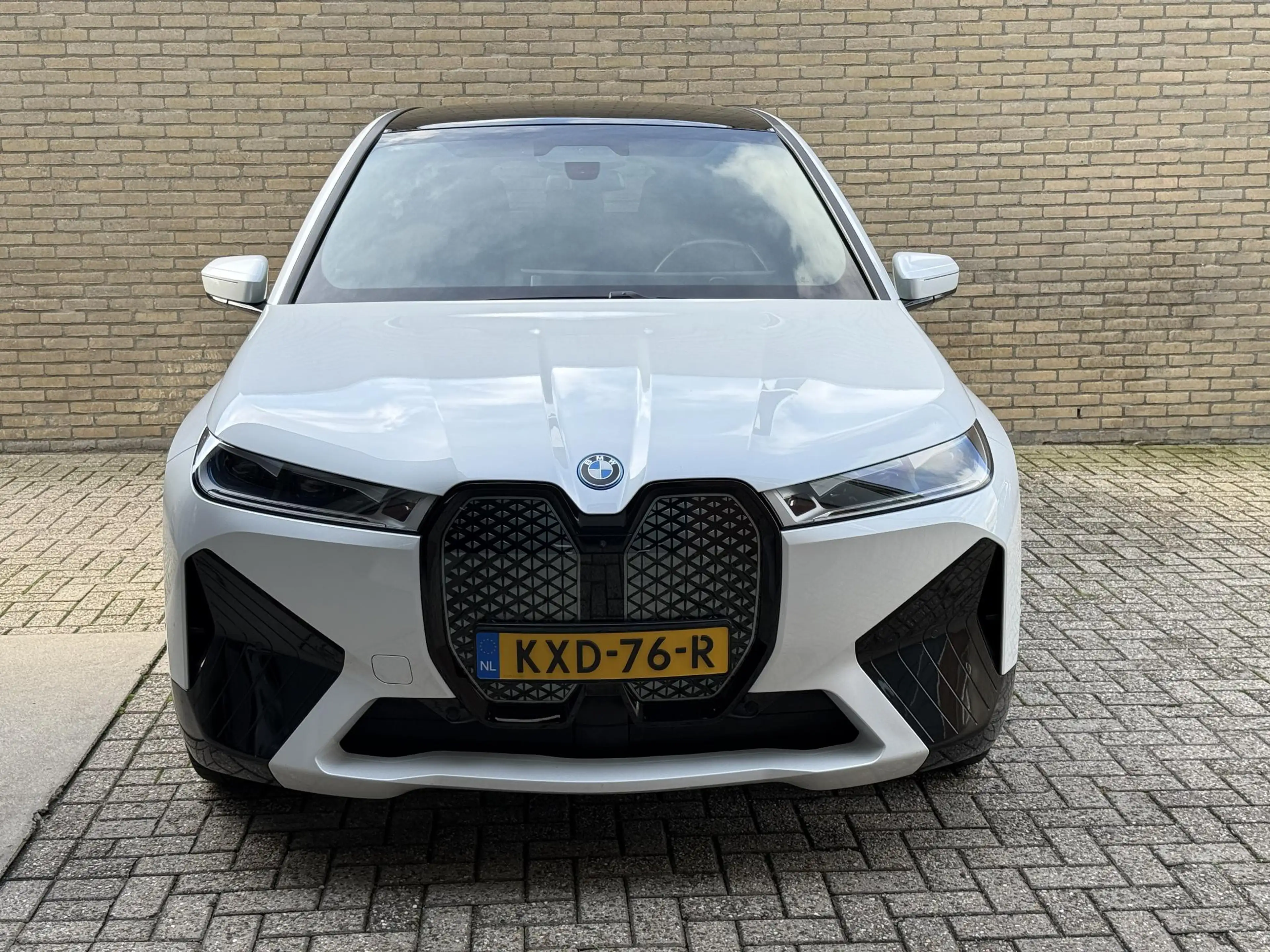 BMW iX xDrive40 Sportpakket 77kWh | SOH 98% | Sky Lounge — photo 45