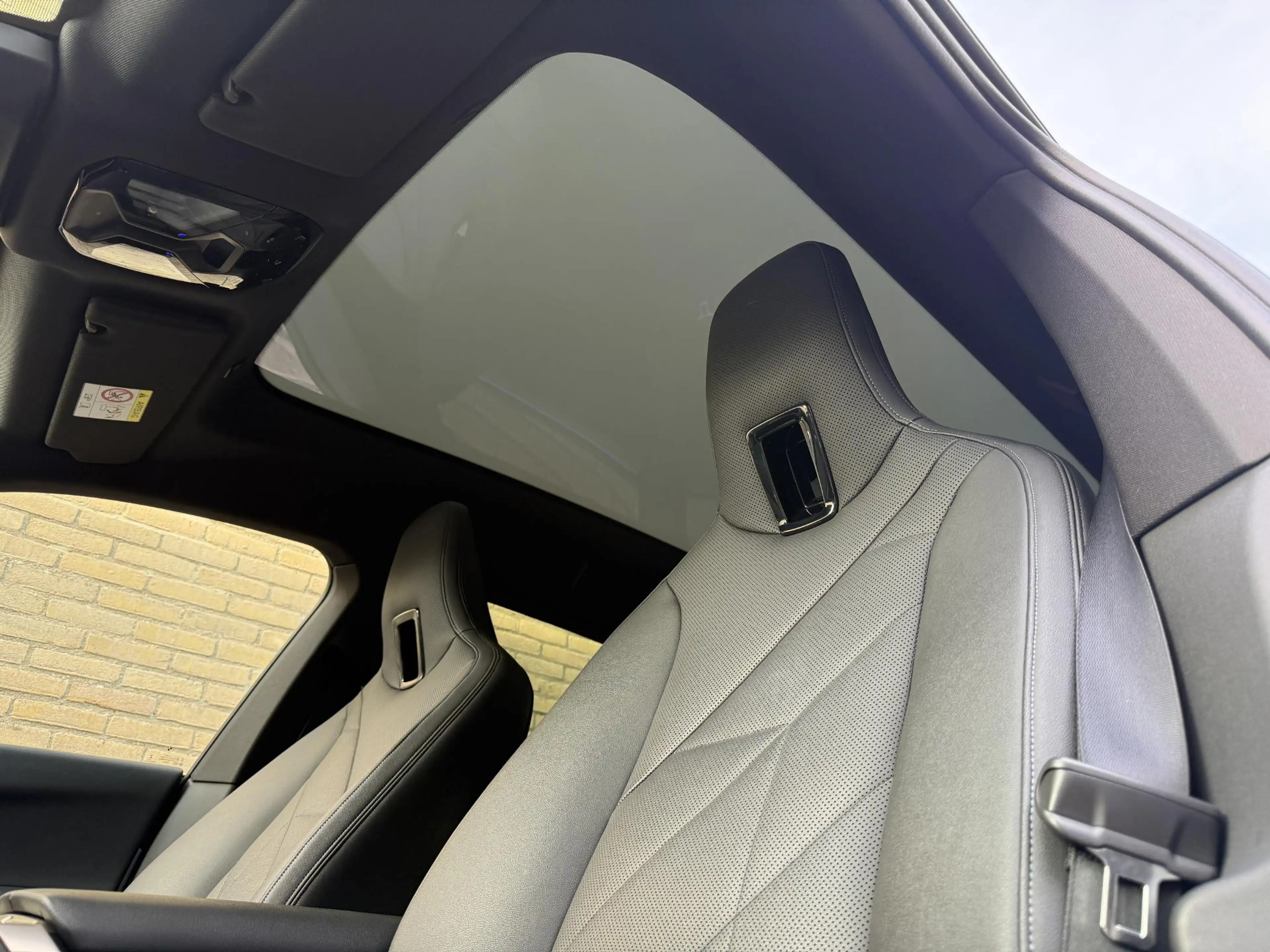 BMW iX xDrive40 Sportpakket 77kWh | SOH 98% | Sky Lounge — photo 8