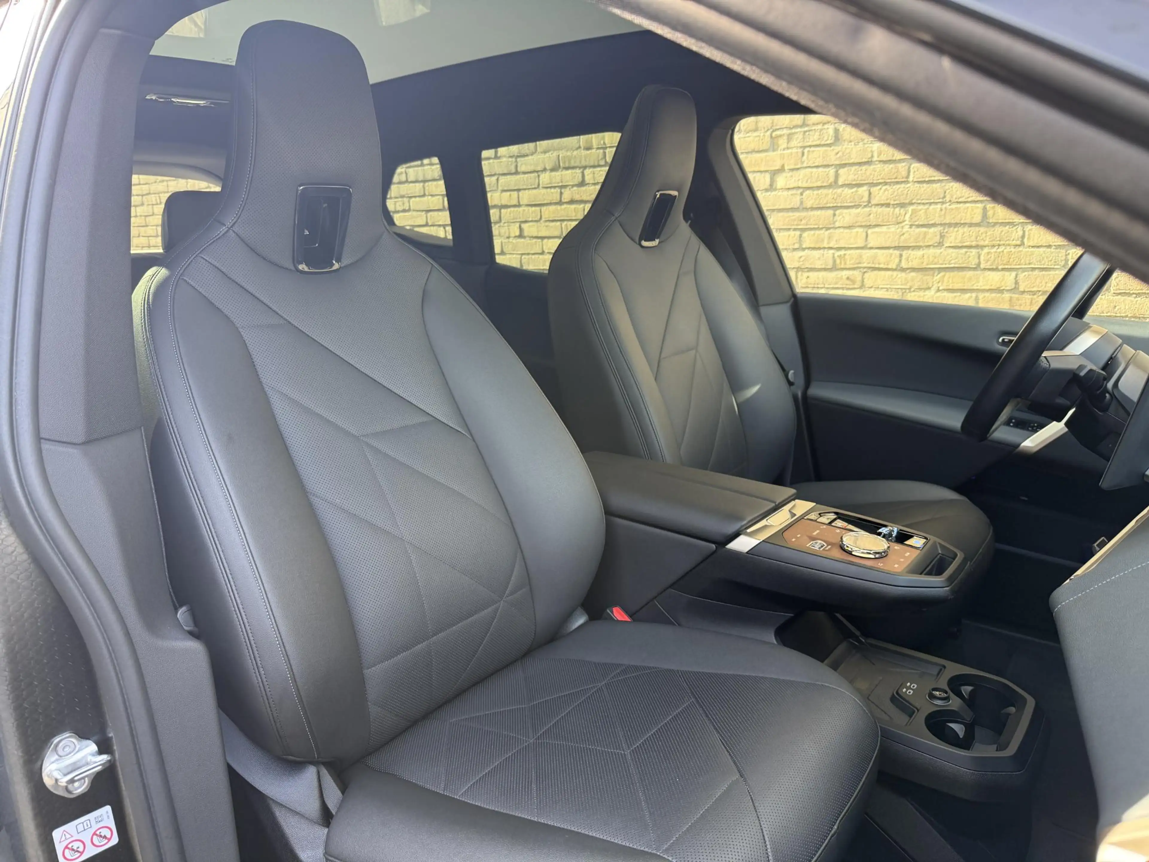 BMW iX xDrive40 Sportpakket 77kWh | SOH 98% | Sky Lounge — photo 23