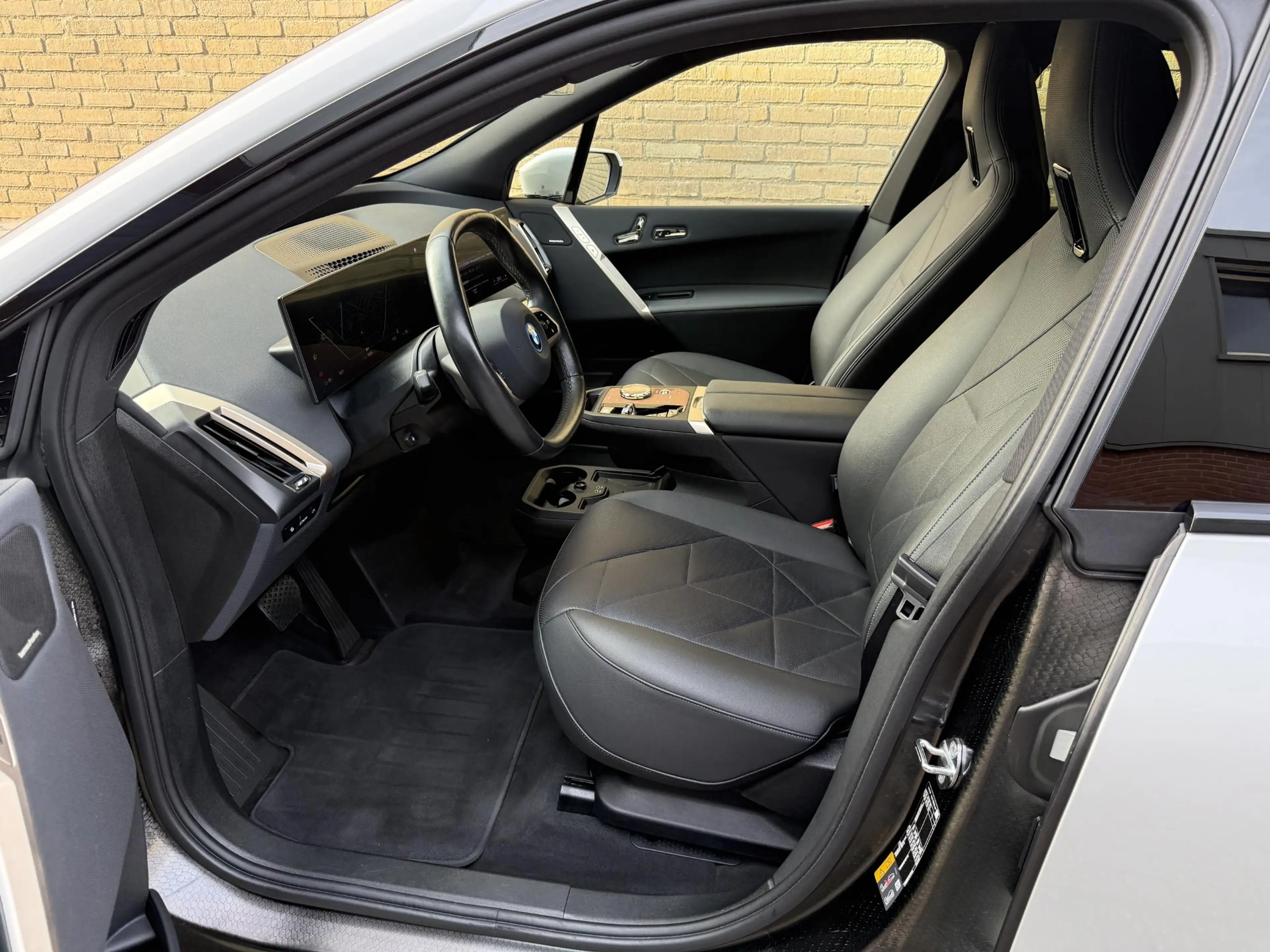 BMW iX xDrive40 Sportpakket 77kWh | SOH 98% | Sky Lounge — photo 19