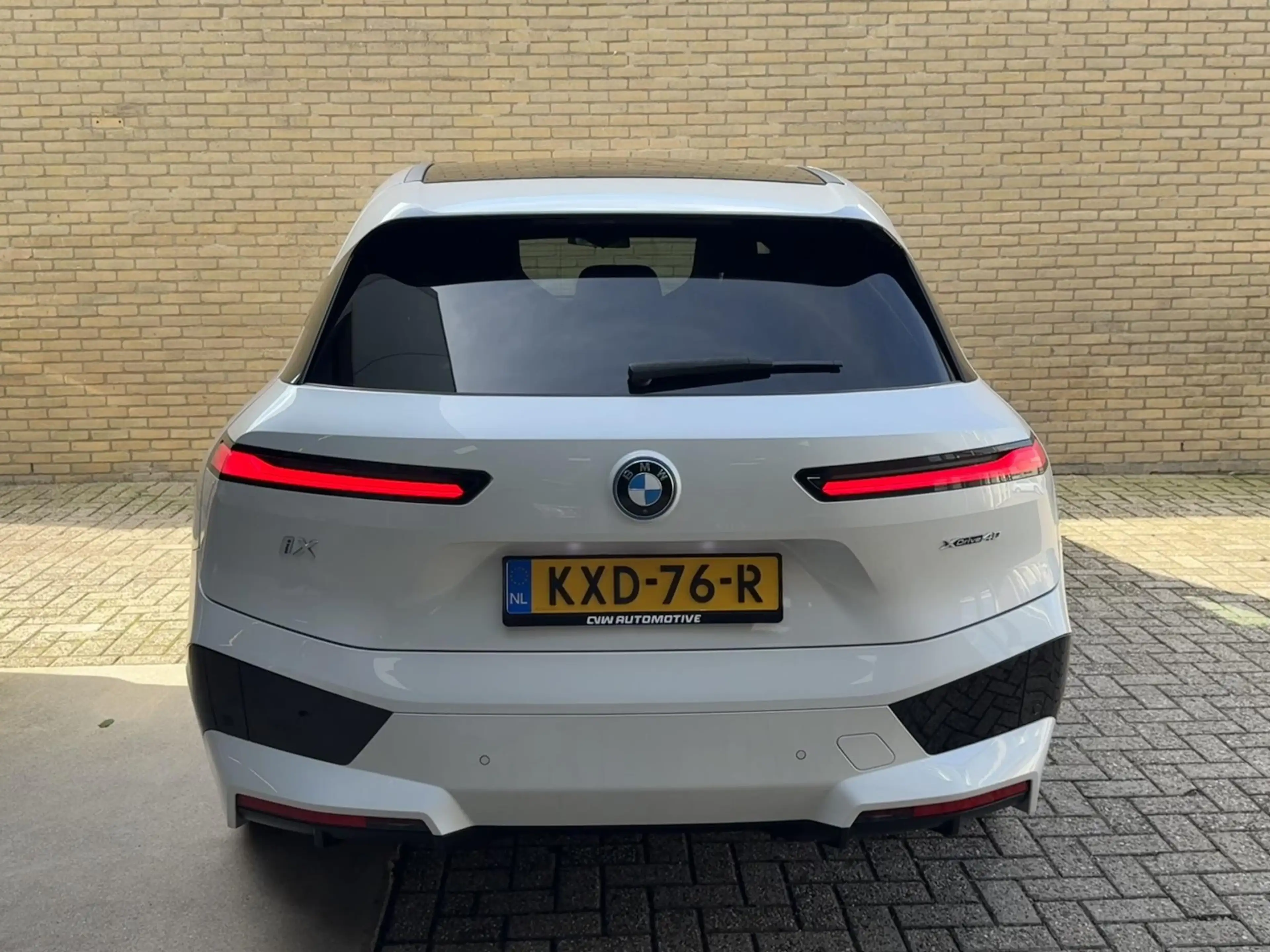 BMW iX xDrive40 Sportpakket 77kWh | SOH 98% | Sky Lounge — photo 46
