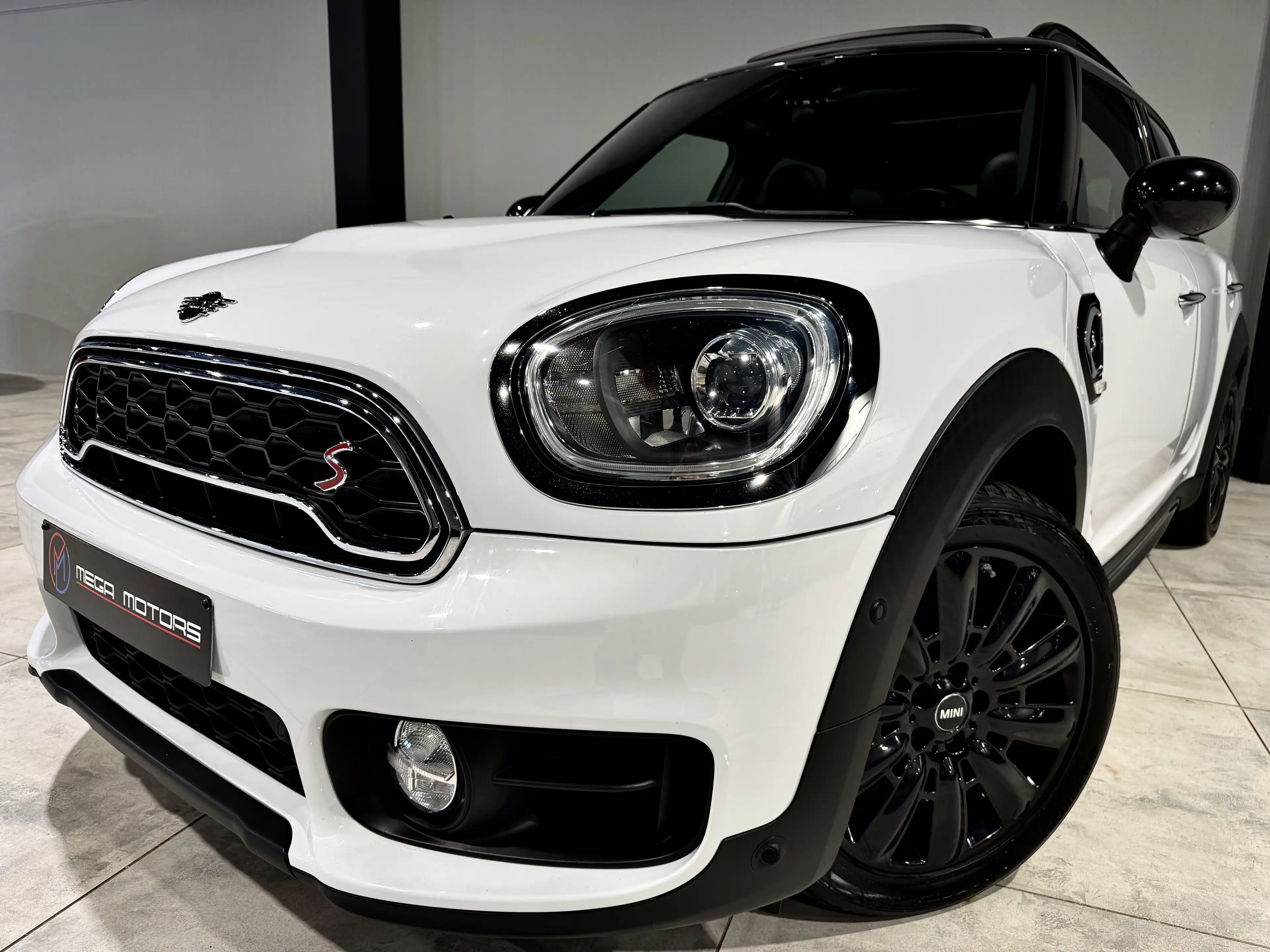 MINI Cooper S Countryman 2.0i TURBO 163CV ALL4 B.AUTO NAVi PANO CUiR JA18" — photo 3