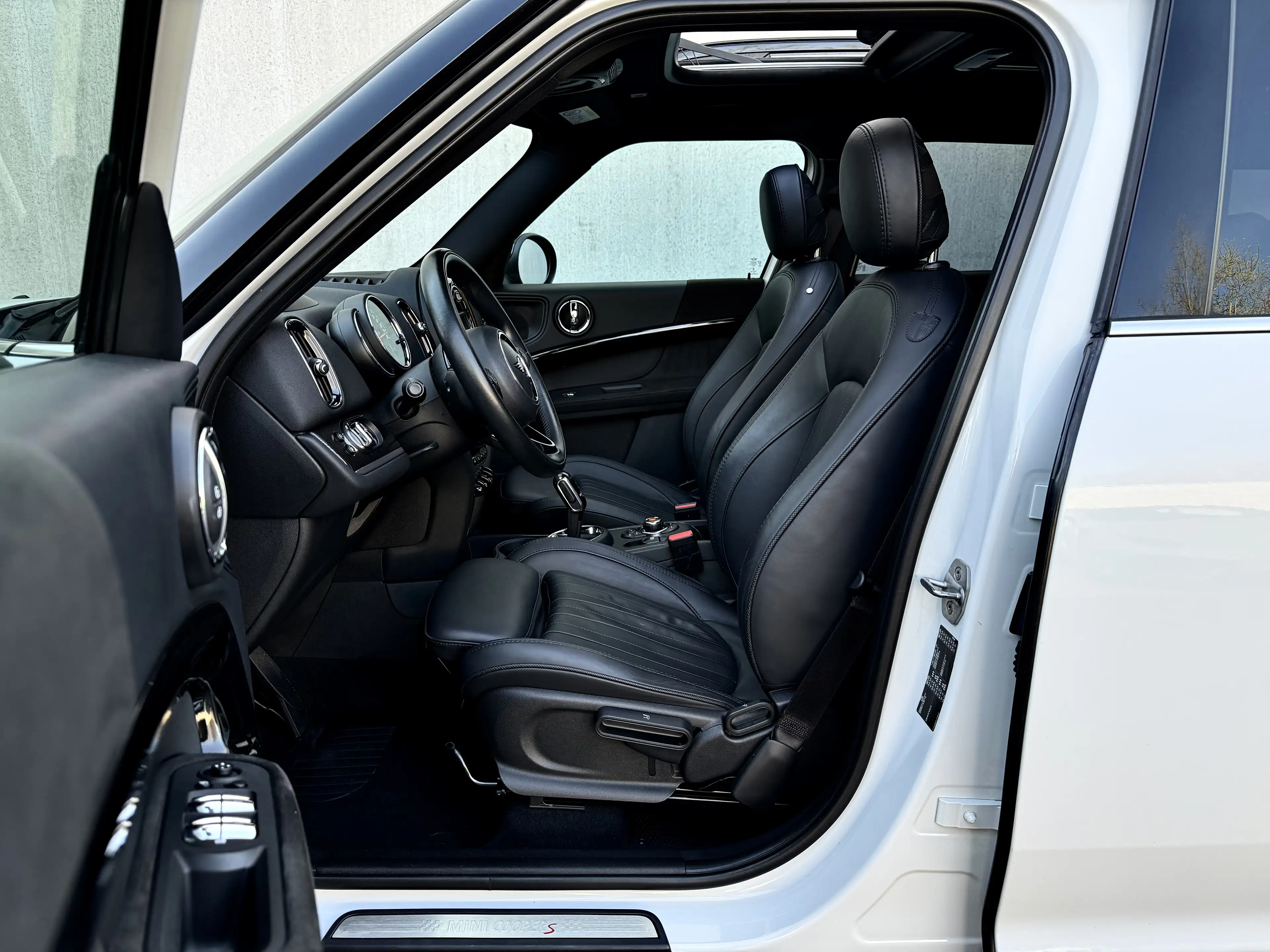 MINI Cooper S Countryman 2.0i TURBO 163CV ALL4 B.AUTO NAVi PANO CUiR JA18" — photo 14