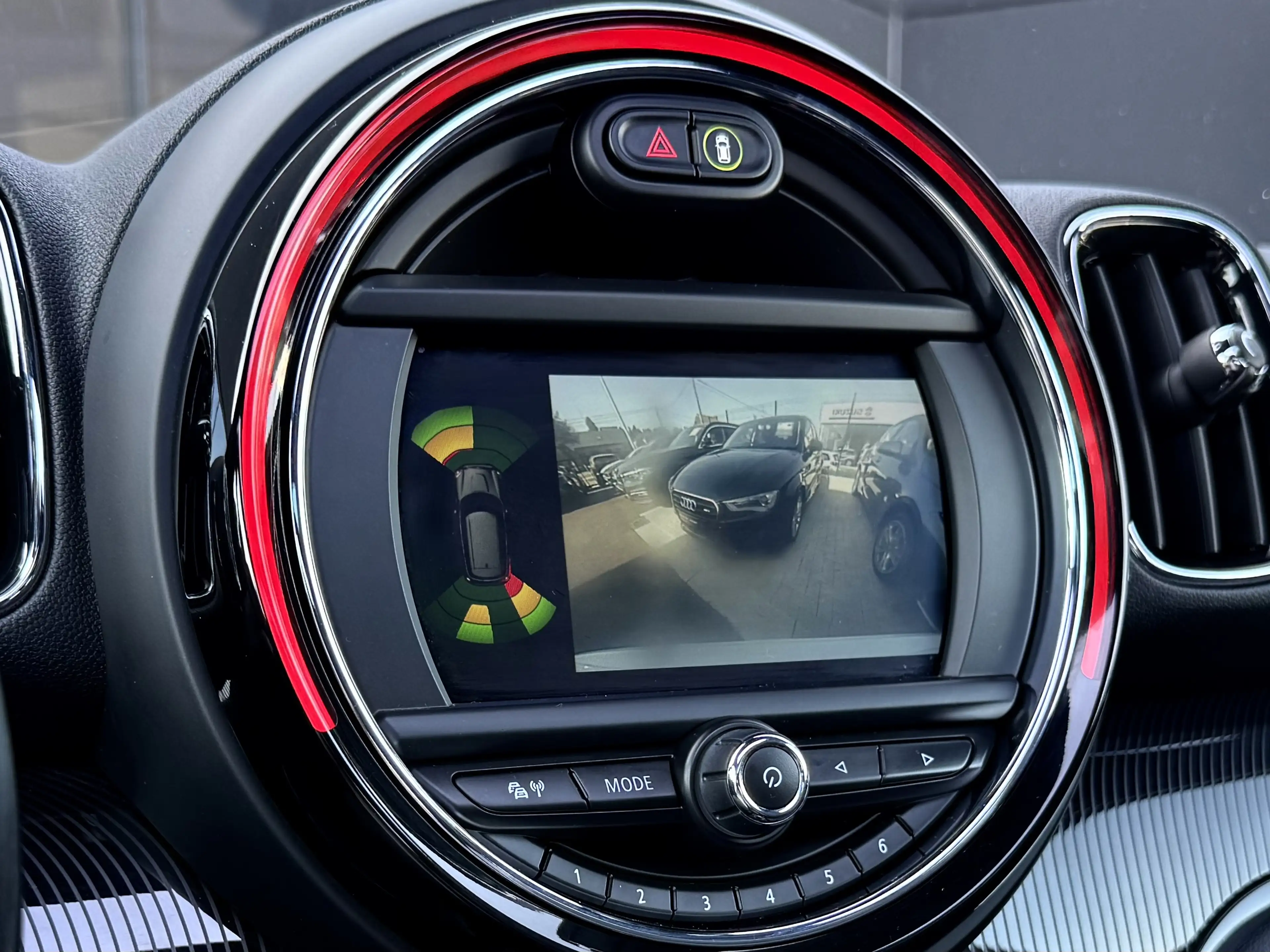 MINI Cooper S Countryman 2.0i TURBO 163CV ALL4 B.AUTO NAVi PANO CUiR JA18" — photo 15
