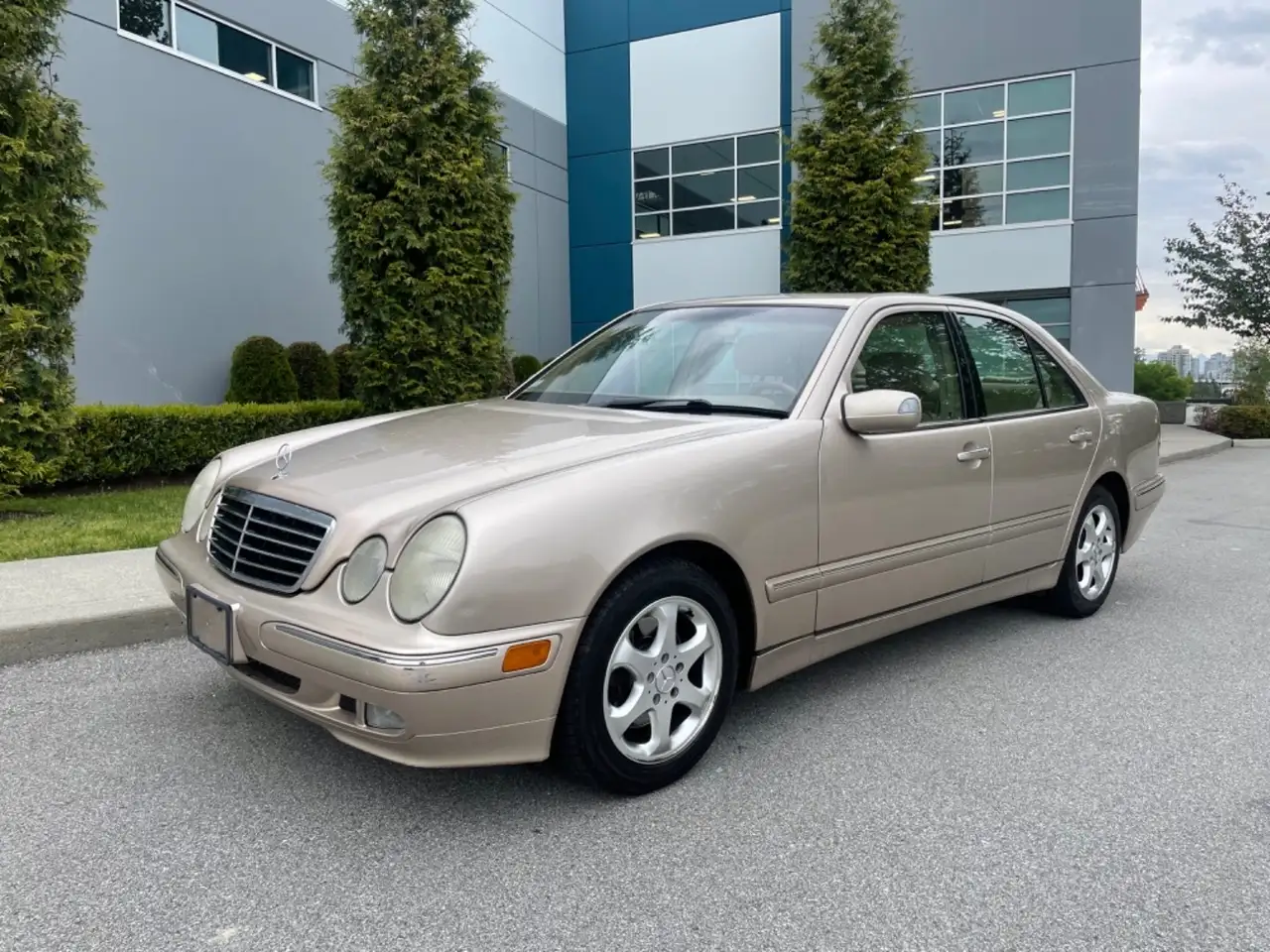 2002 Mercedes-Benz E-Class