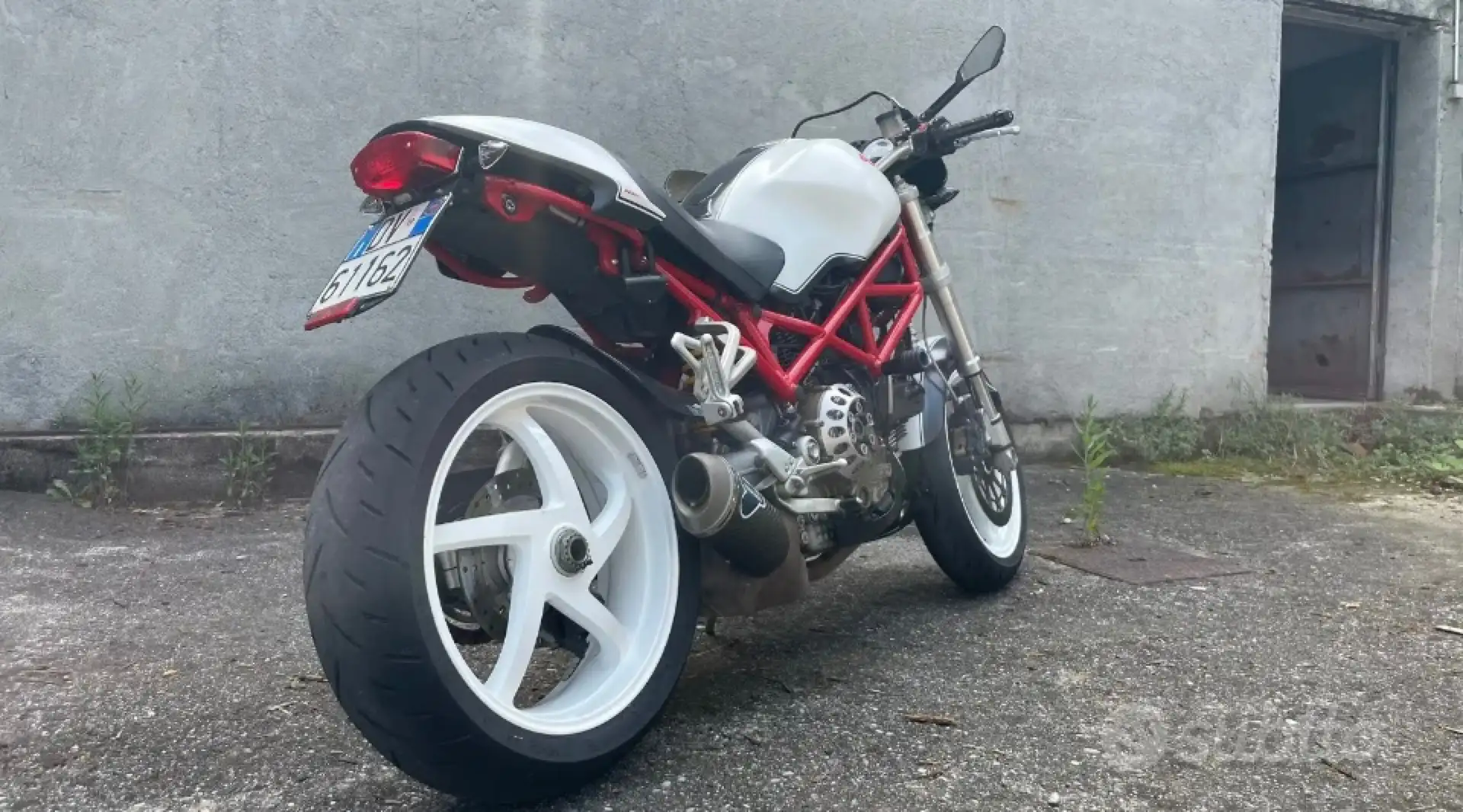 Ducati Monster S2R rs Wit - 2