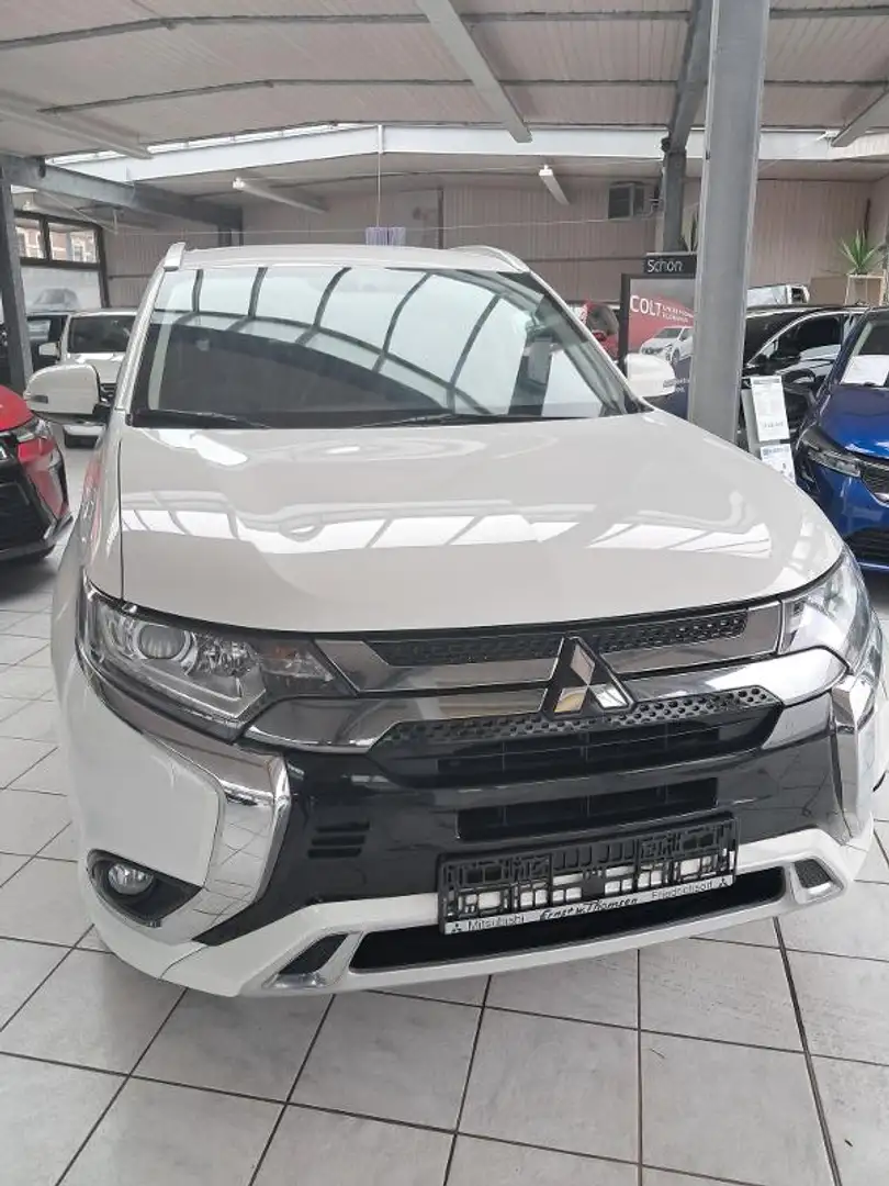 Mitsubishi Outlander PHEV BASIS Spirit-Paket 2.4 AHK abnb. Blanc - 2